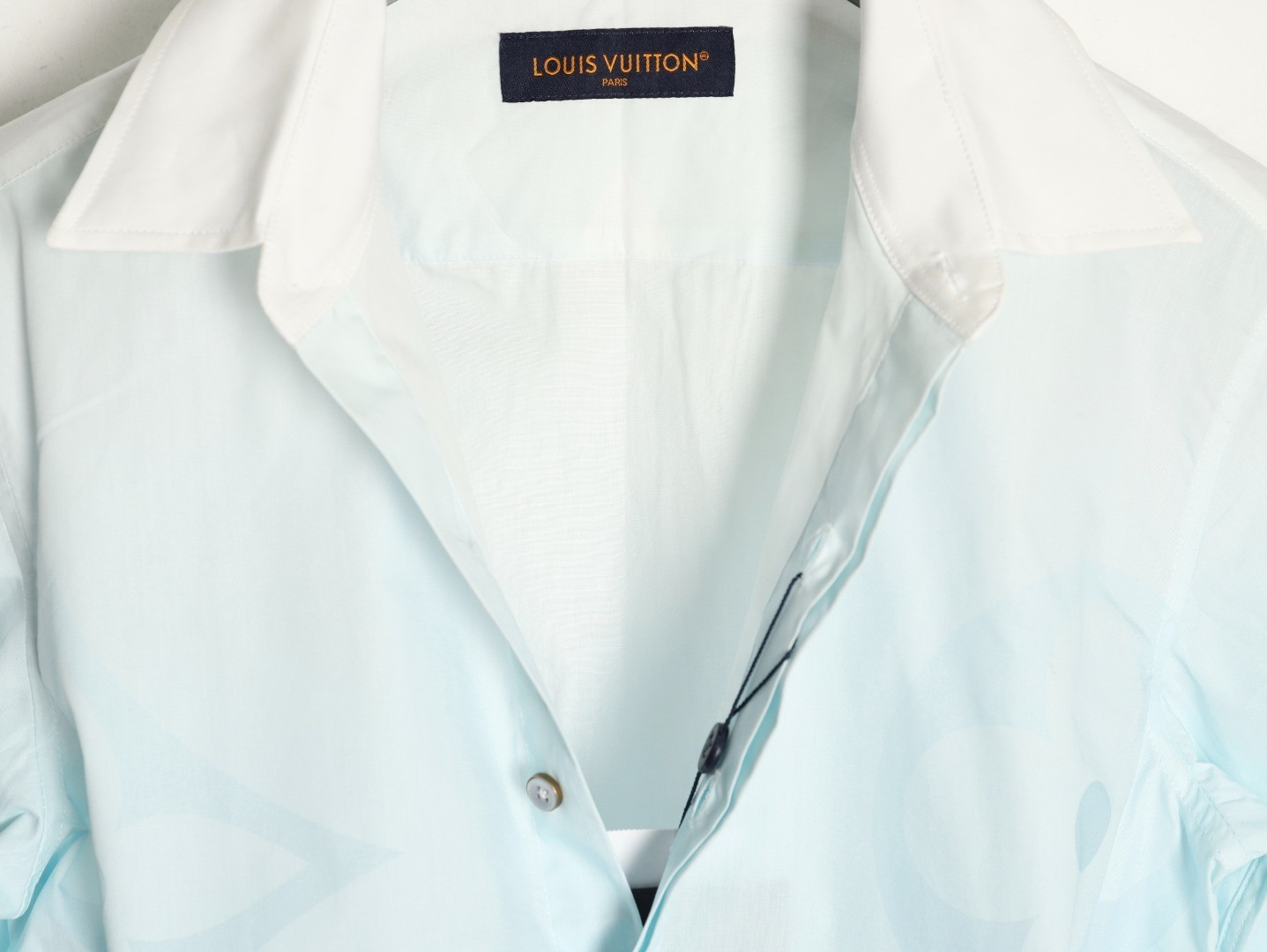 L0vis Vvtt0n LV Shirts