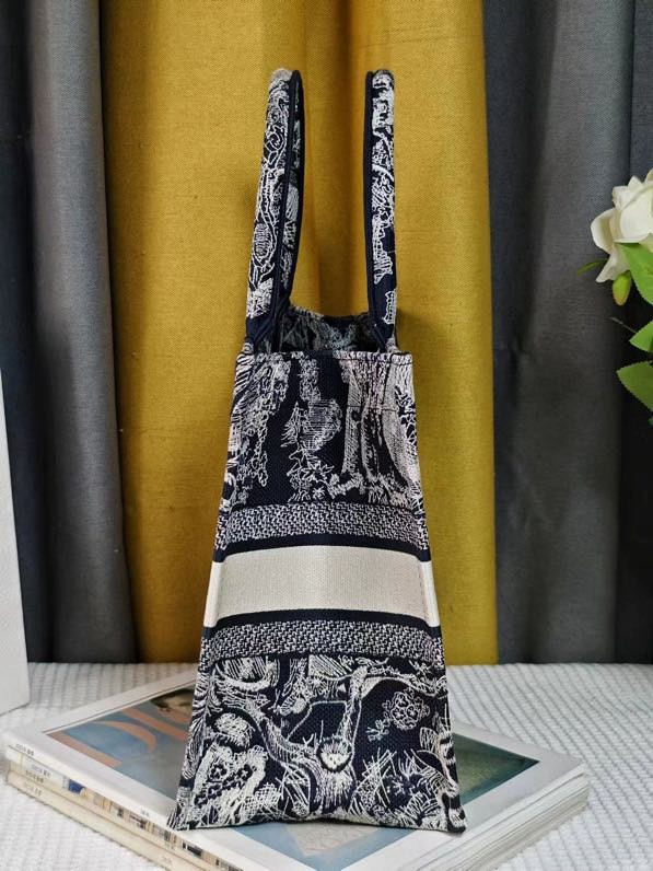 LARGE D10r BOOK TOTE Blue and Ecru Toile de Jouy Reverse Embroidery 16.5 x 14 x 7.5 inches