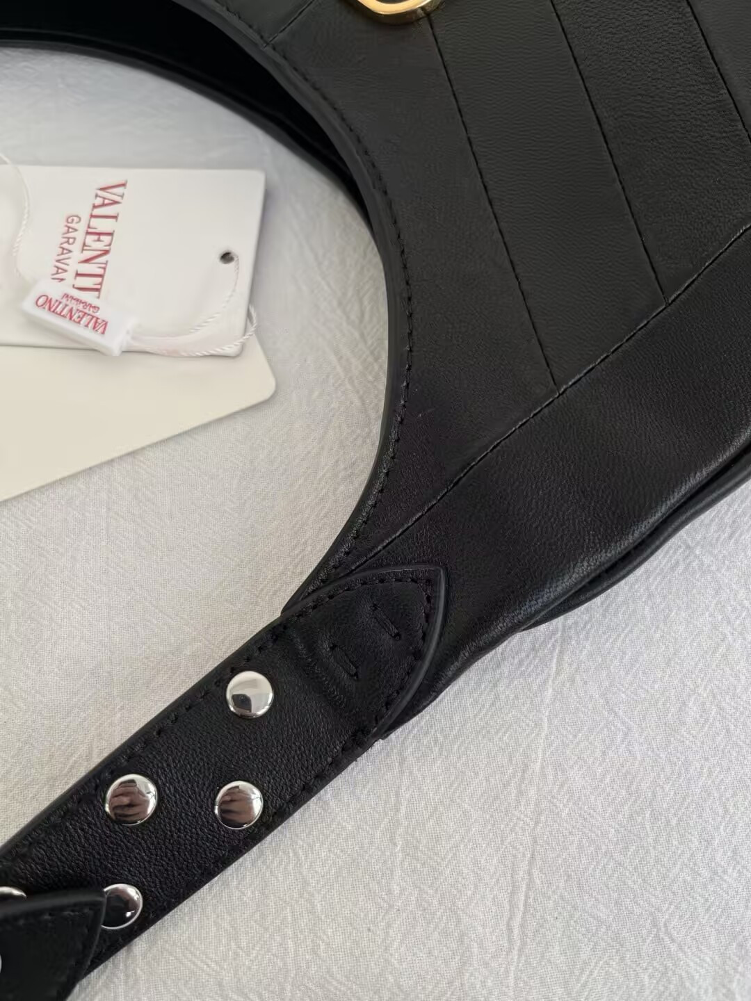 Valentino Garavani Hoboho Small Nappa Leather Hobo Bag 28x21.5x3cm
