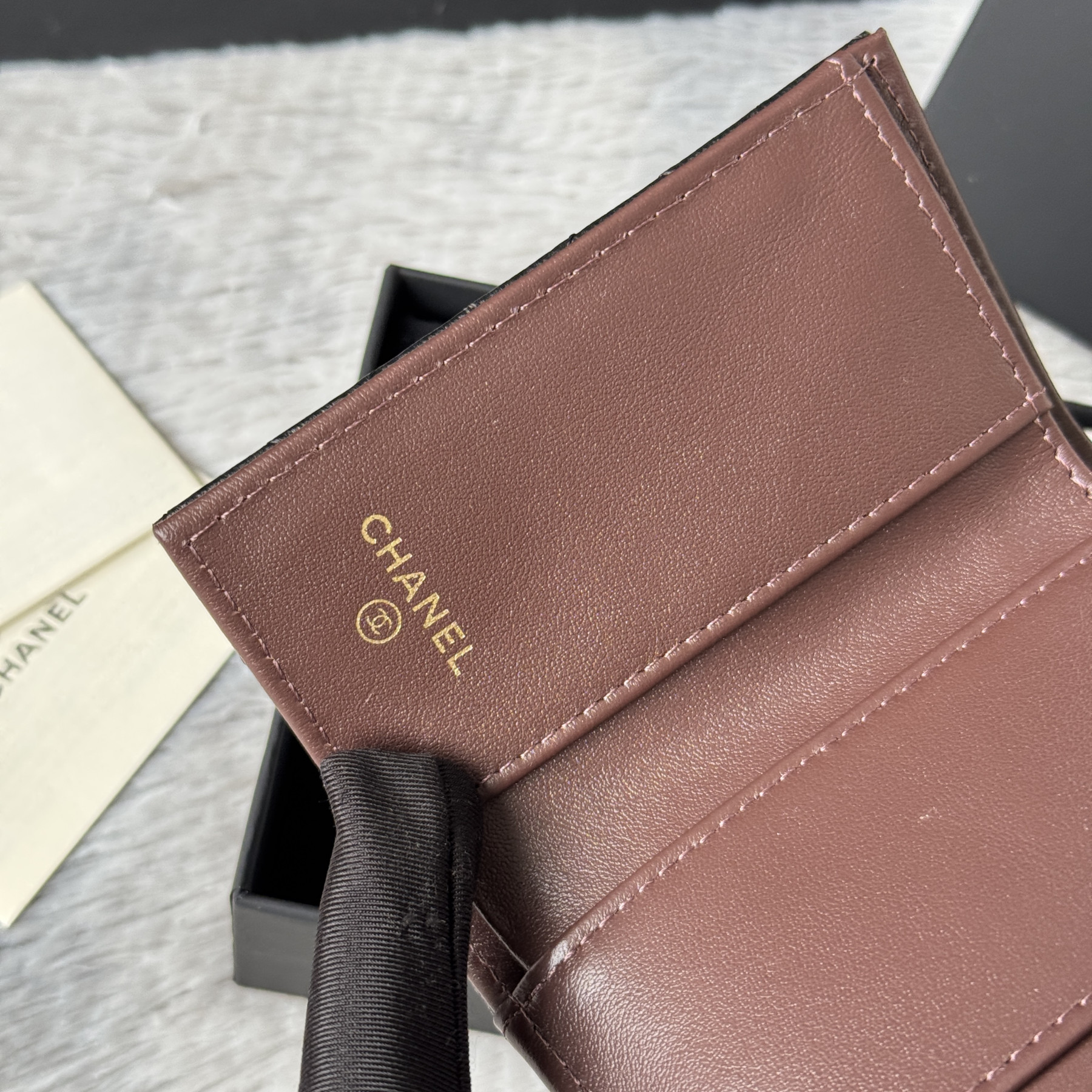 Ch**el card holder 10.5x7.5x3cm