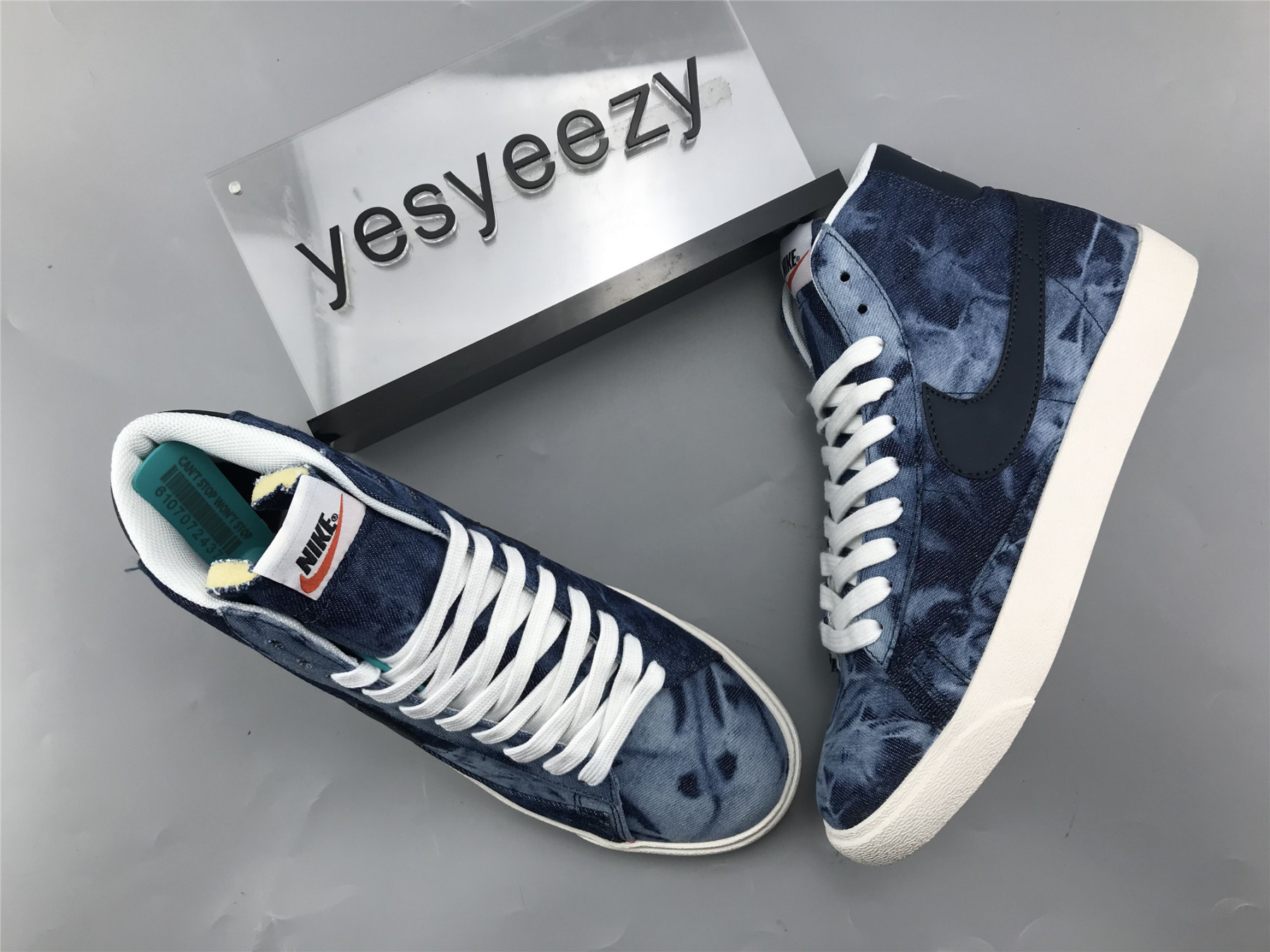 UA NIKE BLAZER MID 2020