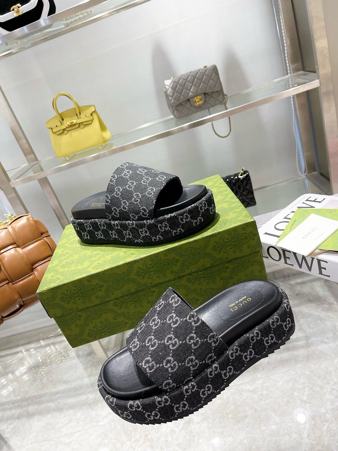 UA Gvc*1 GG PLATFORM Slide Sandal