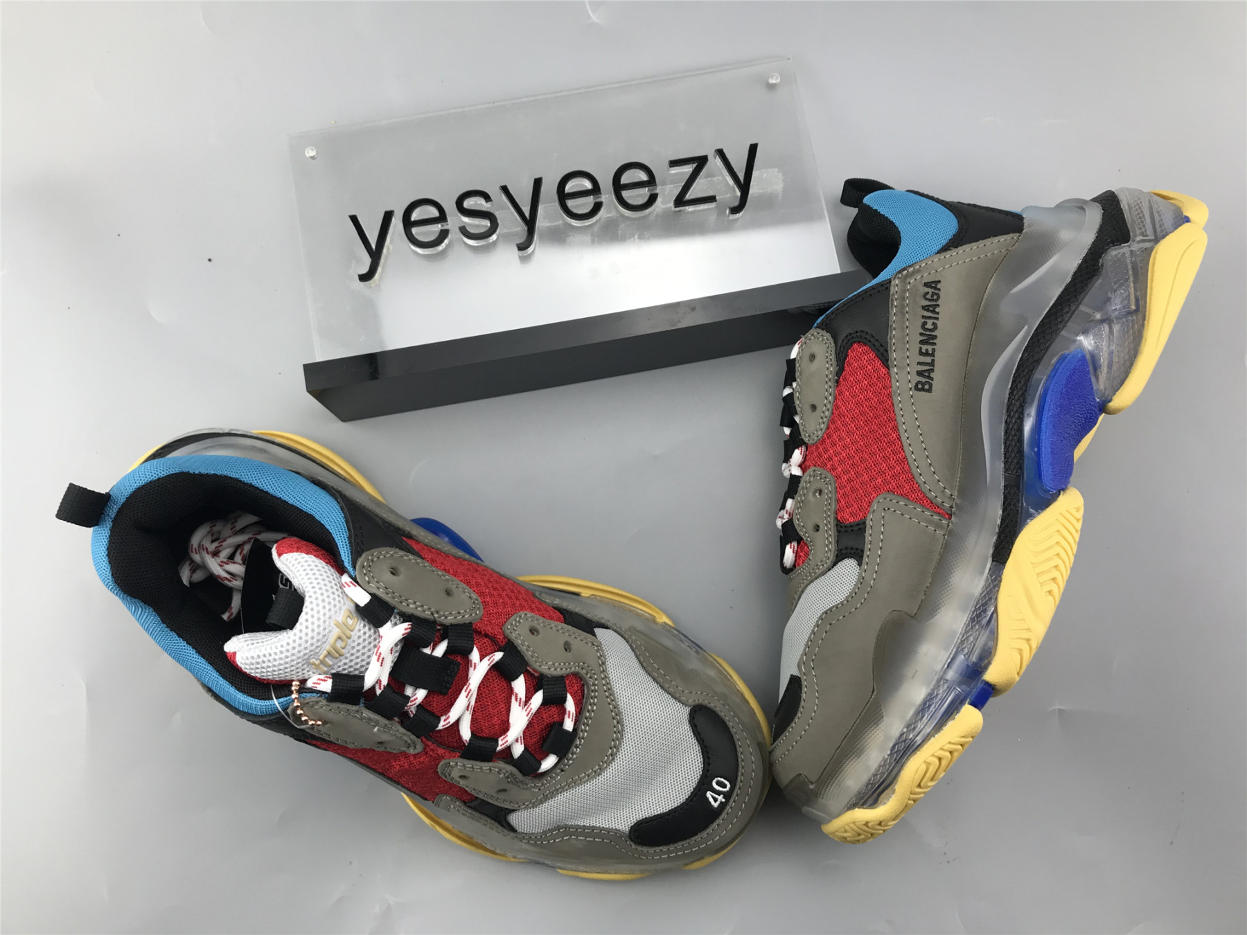 UA TRIPLE S CLEAR SOLE SNEAKER BLUE AND RED