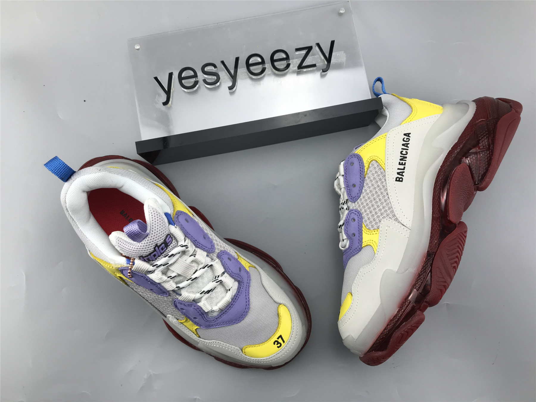 UA TRIPLE S SNEAKER RED PURPLE