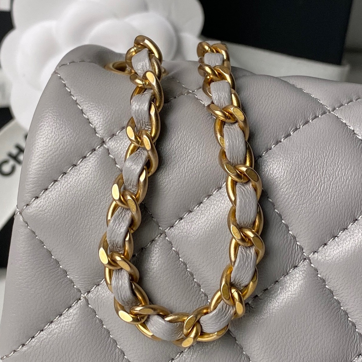 Ch**el MINI FLAP BAG 12×20×6 cm