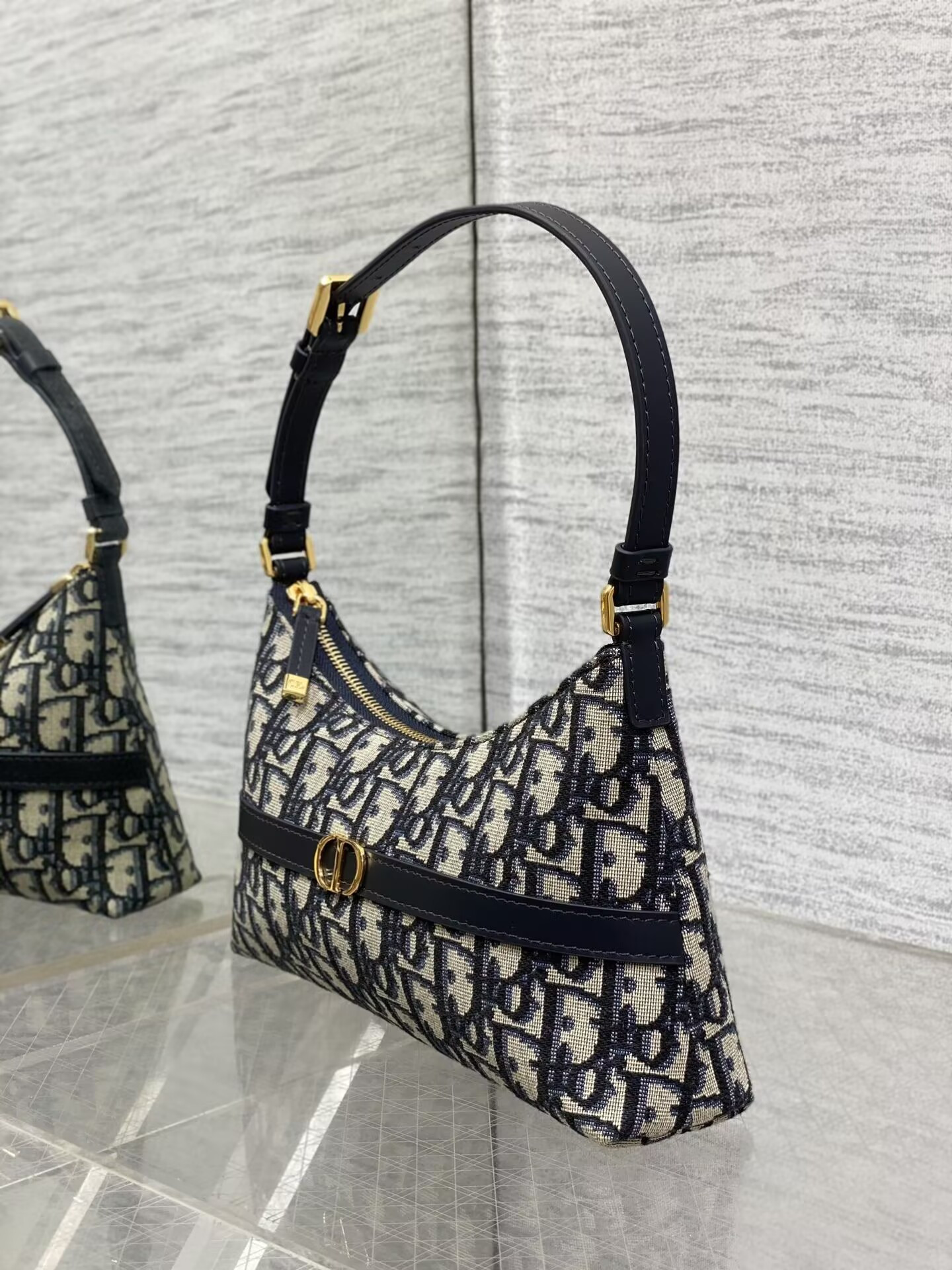 D10r 30 Montaigne Cigale Bag 18x6.5x11cm