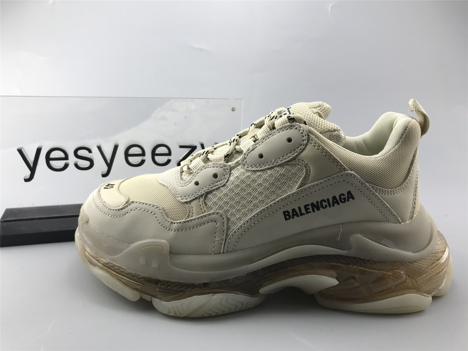 UA TRIPLE S CLEAR SOLE SNEAKER CRYSTAL