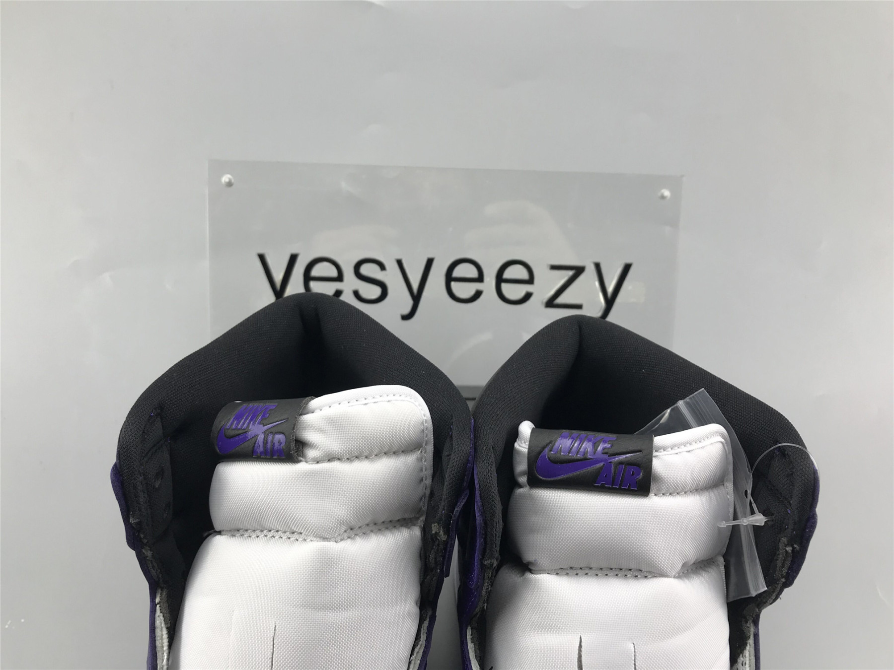 UA  AIR JORDAN 1 RETRO HIGH OG 