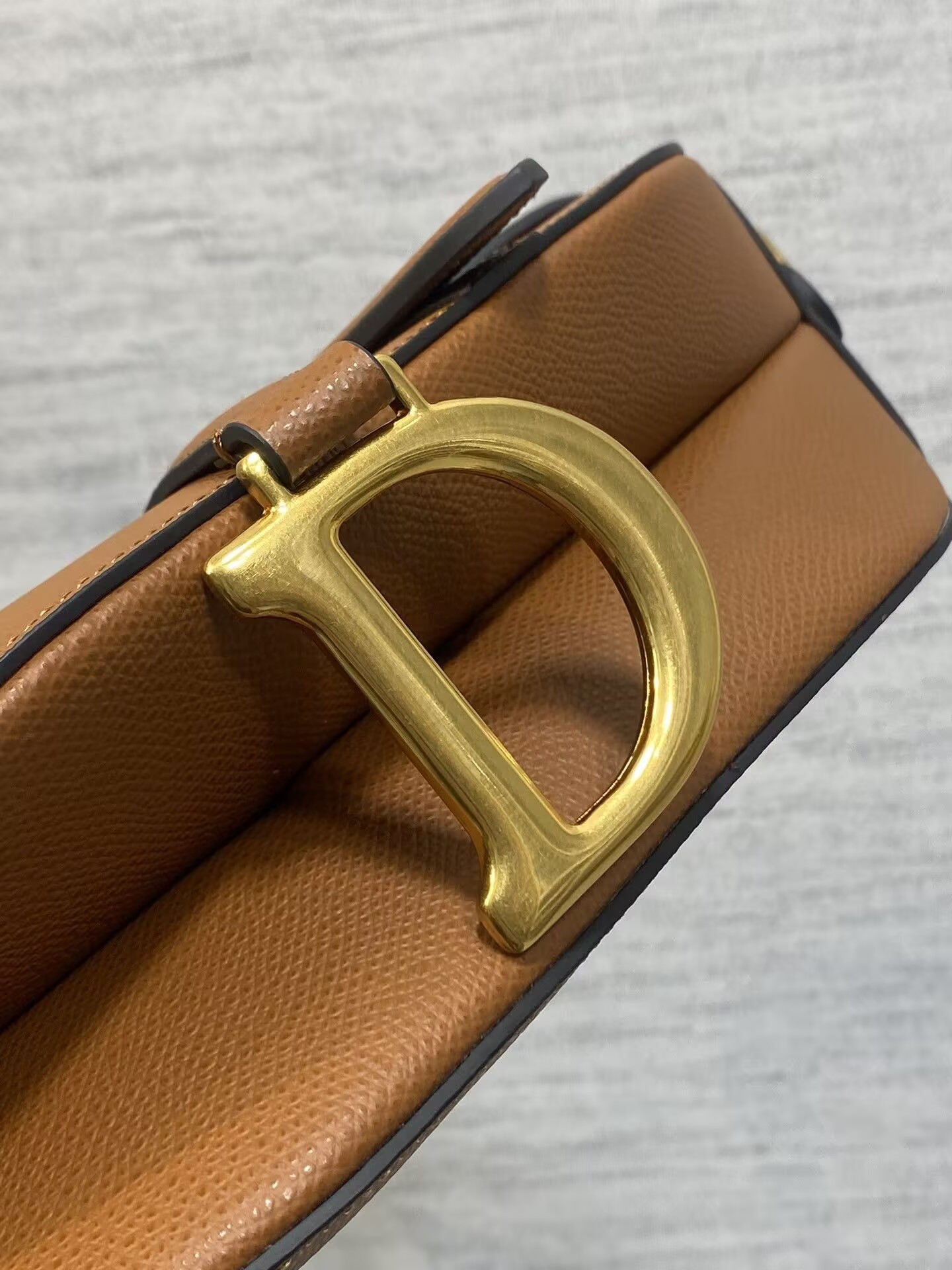 D10r Saddle Bag 24x6x18cm