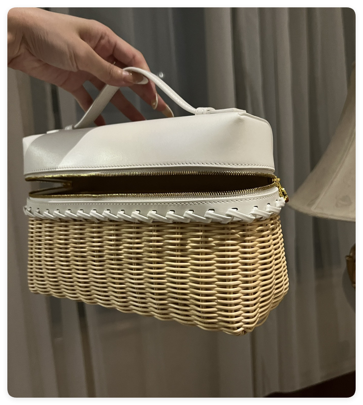 L0r0 P1ana Extra Pocket L27 Wicker Bag 27 x 10 x 16cm