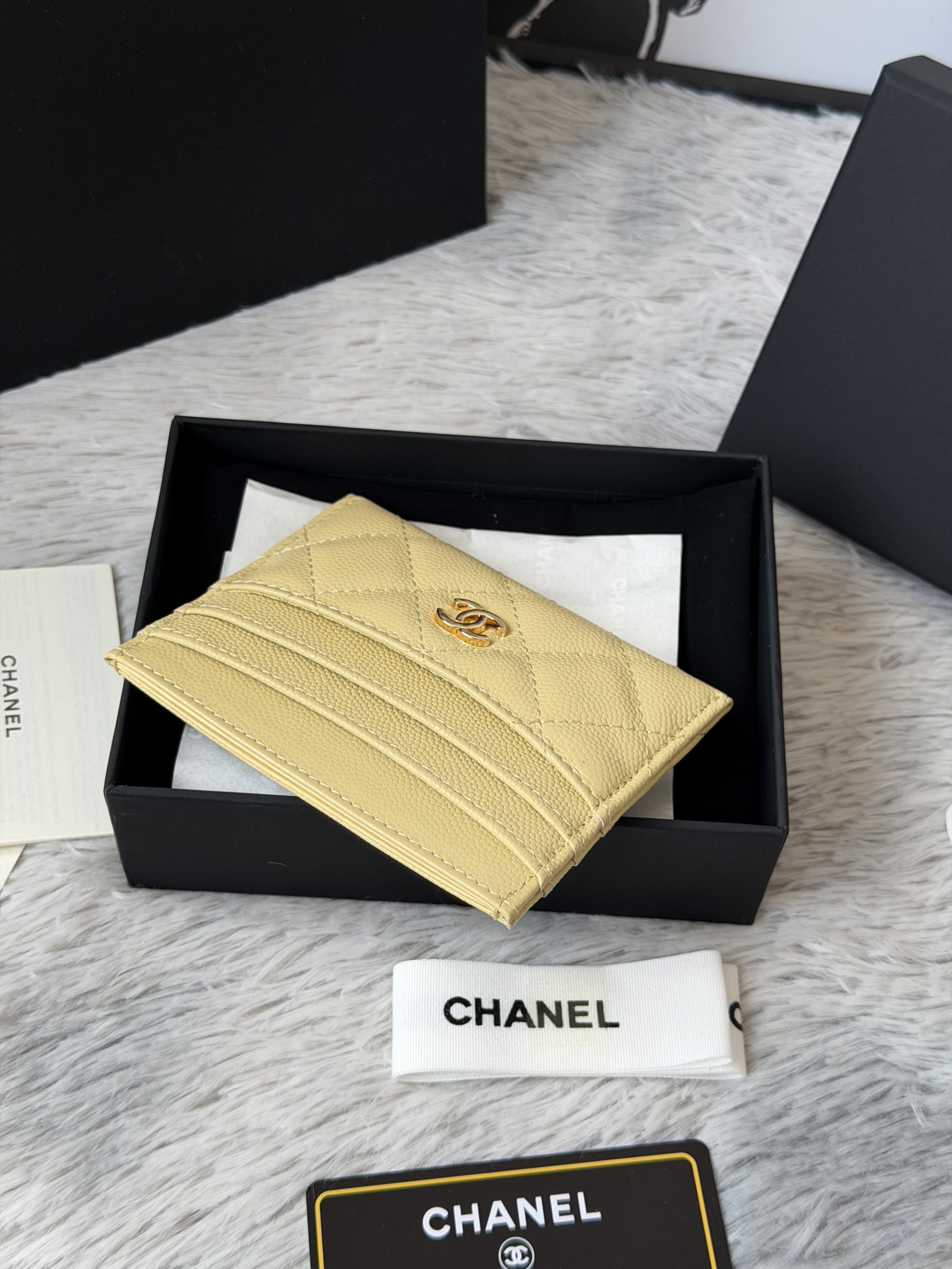 Ch**el card holder as4472 11x10cm