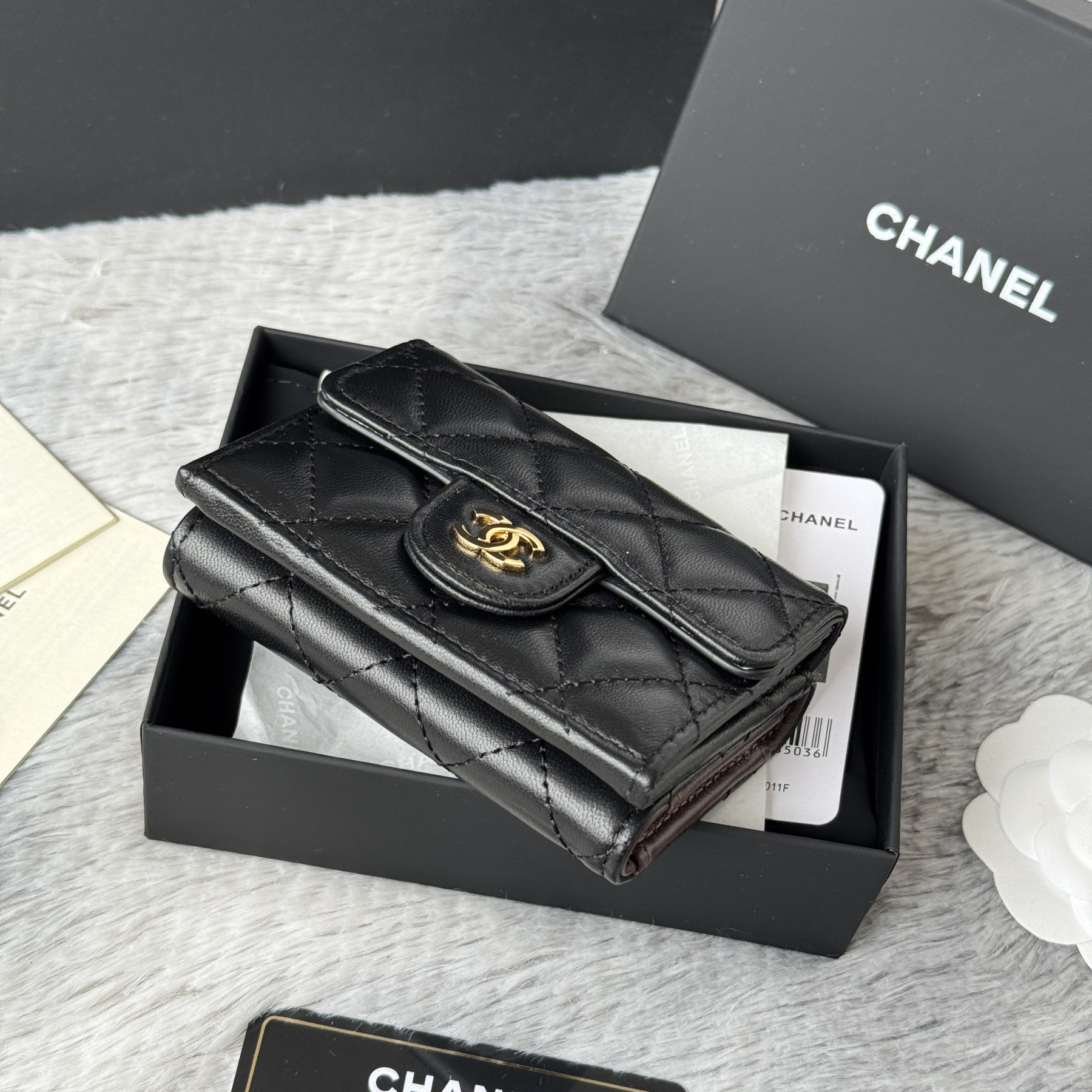 Ch**el card holder 10.5x7.5x3cm