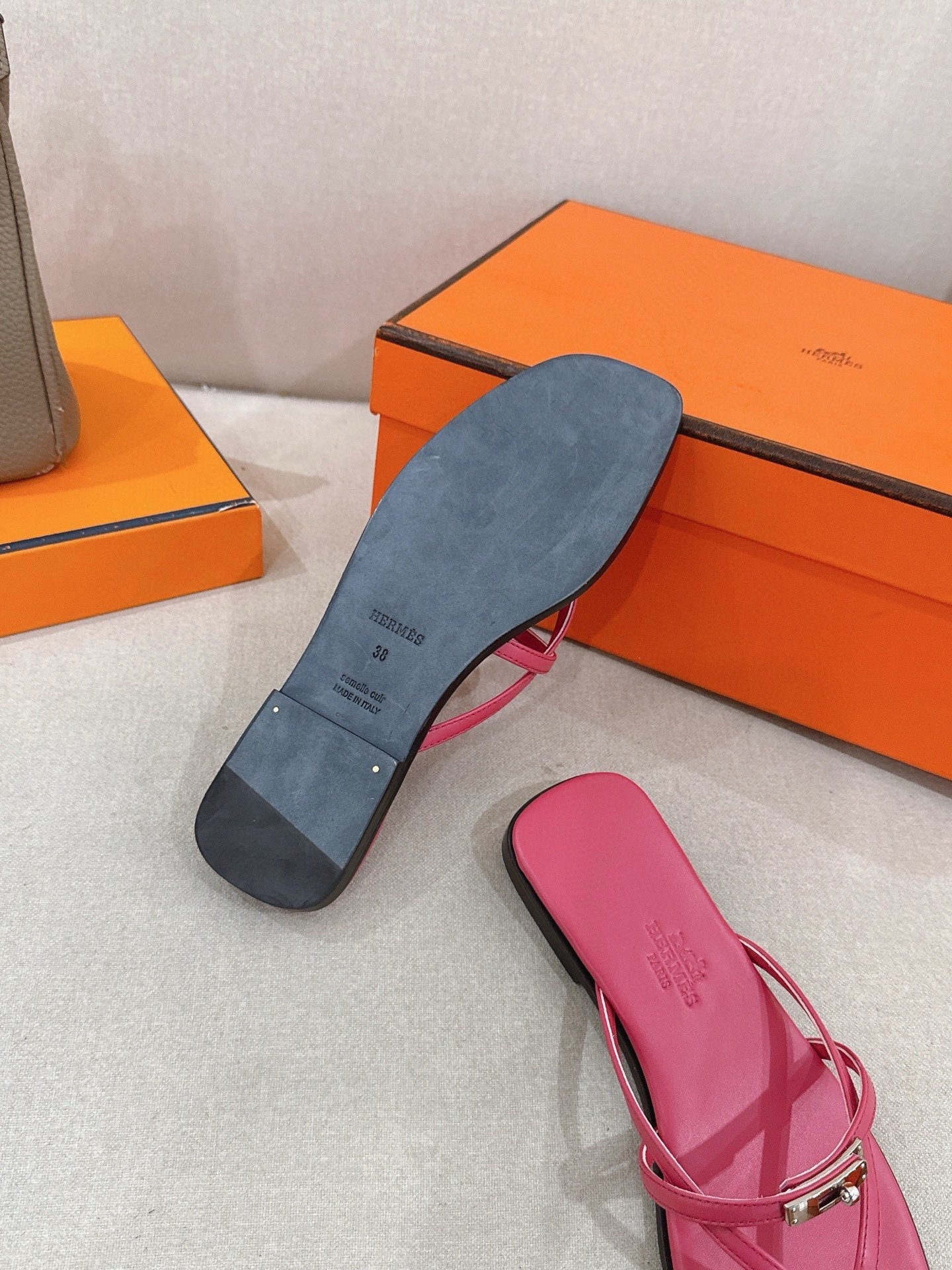 UA Hermès Miss Sandals