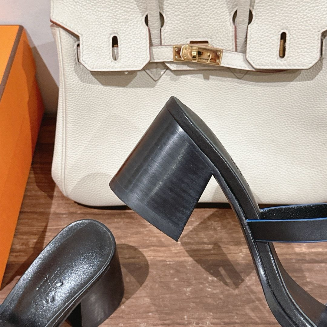 UA H**me5 Izzy 60 Sandals