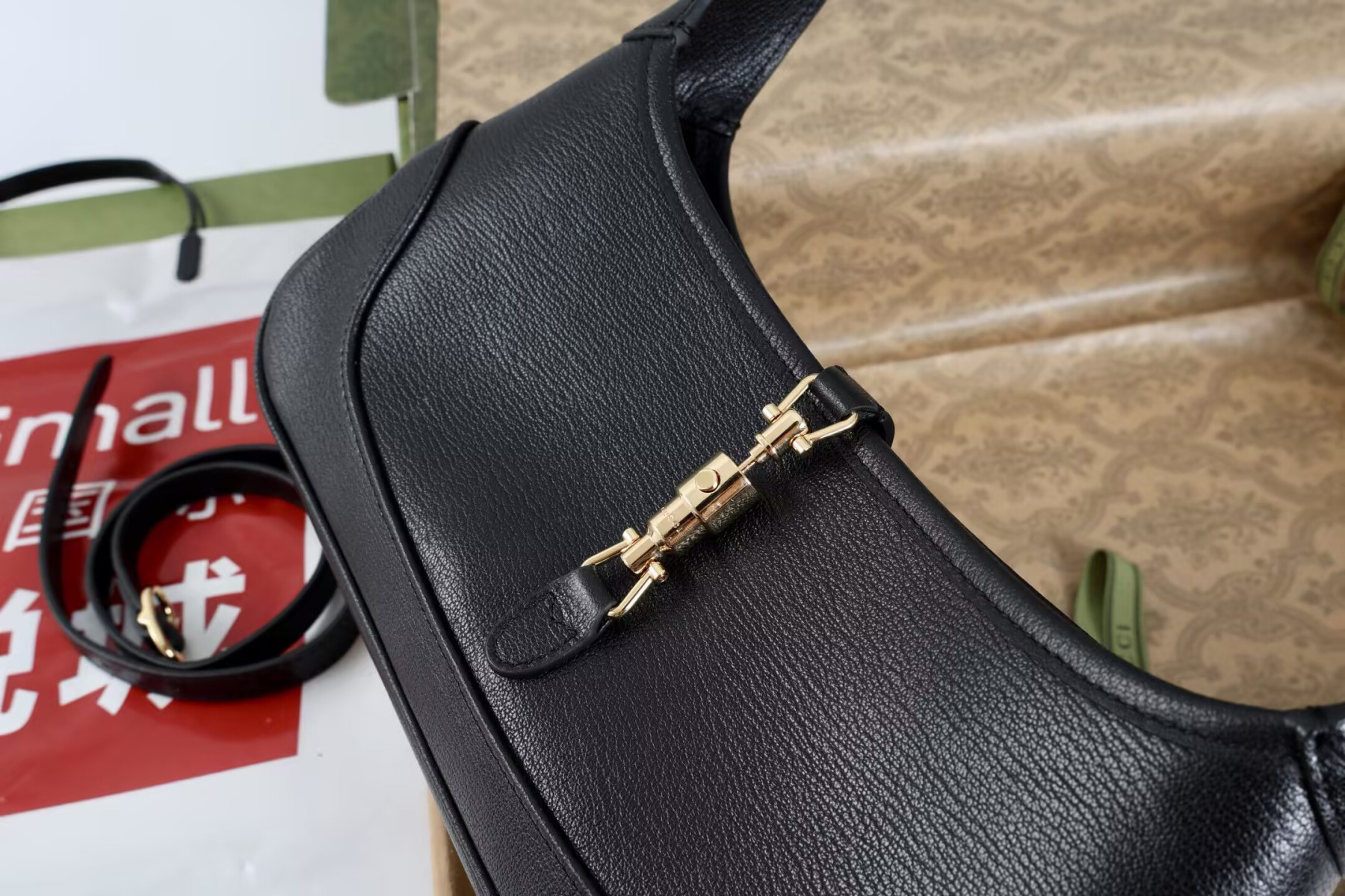 Gucci Jackie Slim Shoulder Bag 27x13x3.5cm