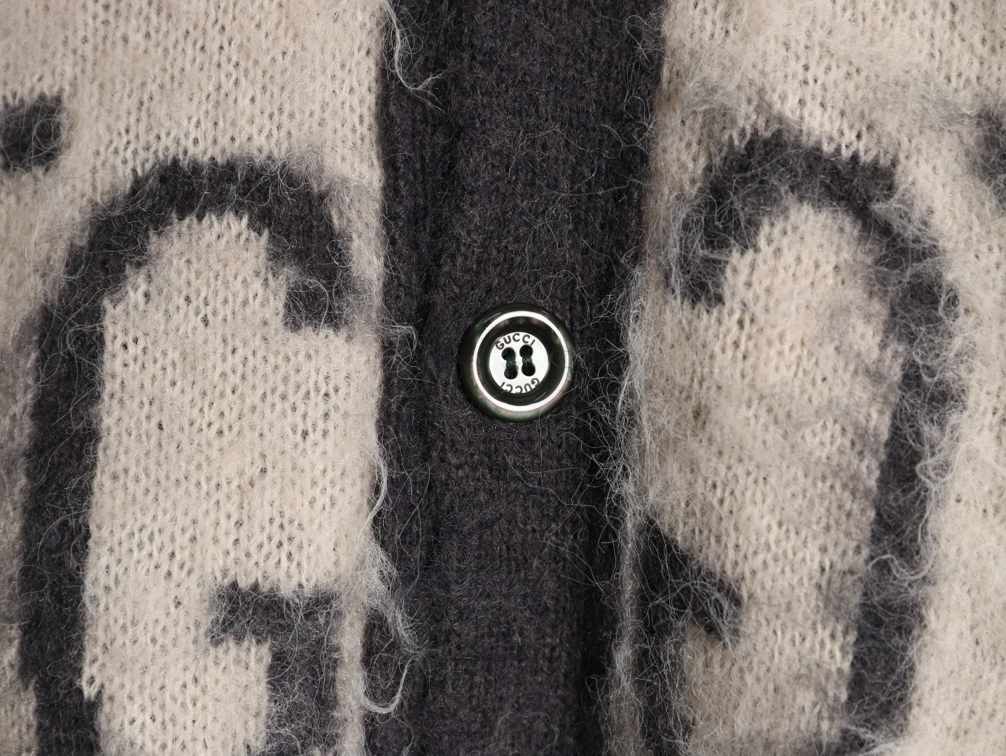 Gvc*1 24ss Cardigan Sweaters