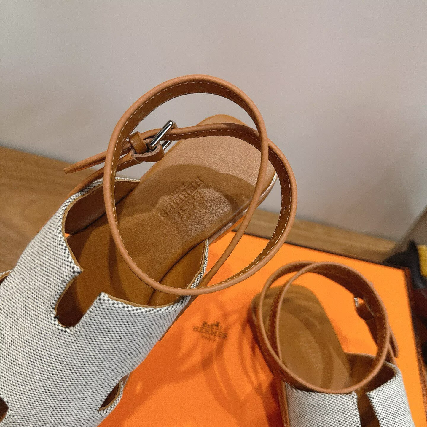 UA Hermès Maya Sandal
