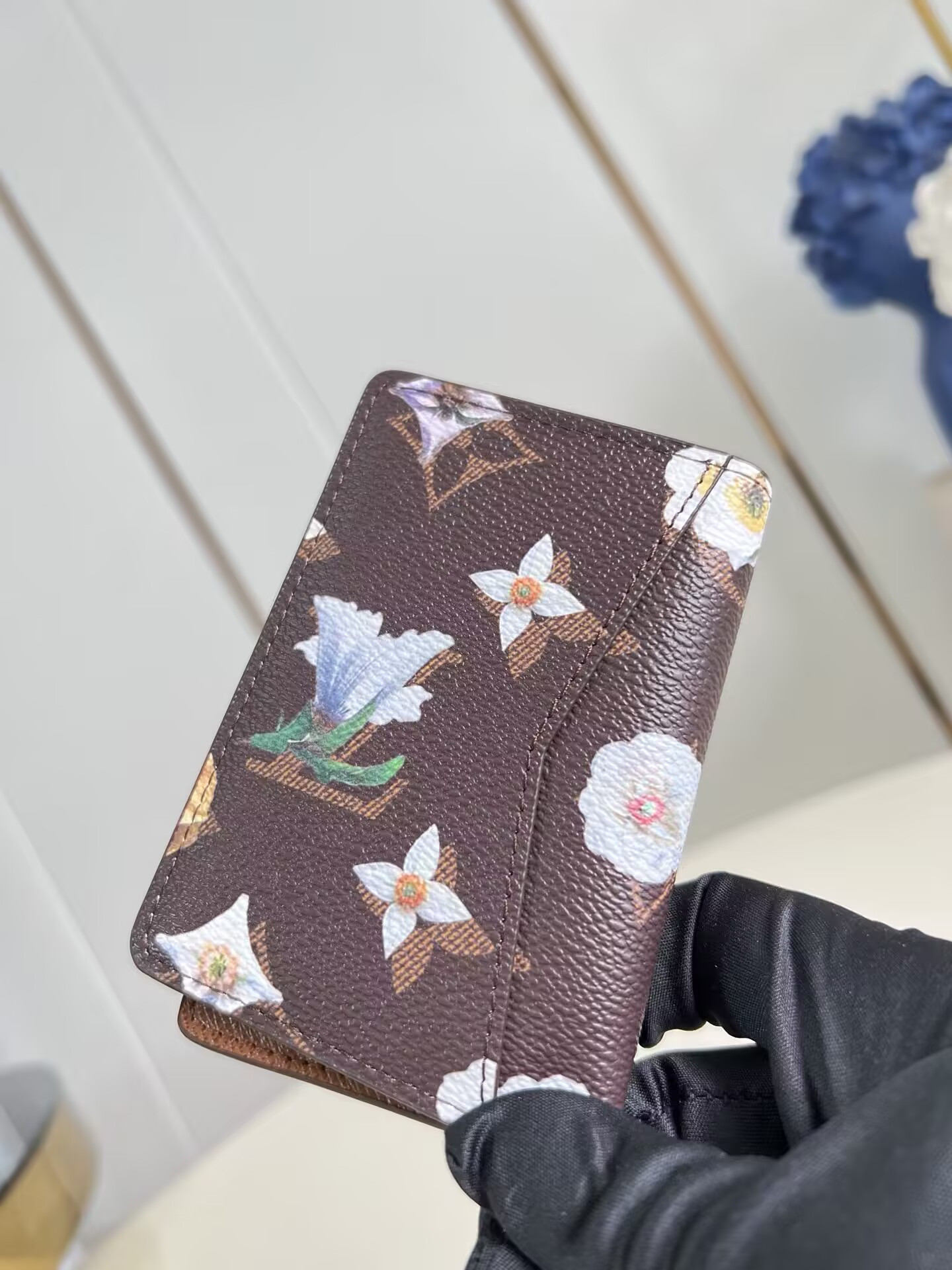 LV Pocket Organizer M27542 7.5 x 11.1 x 1 cm