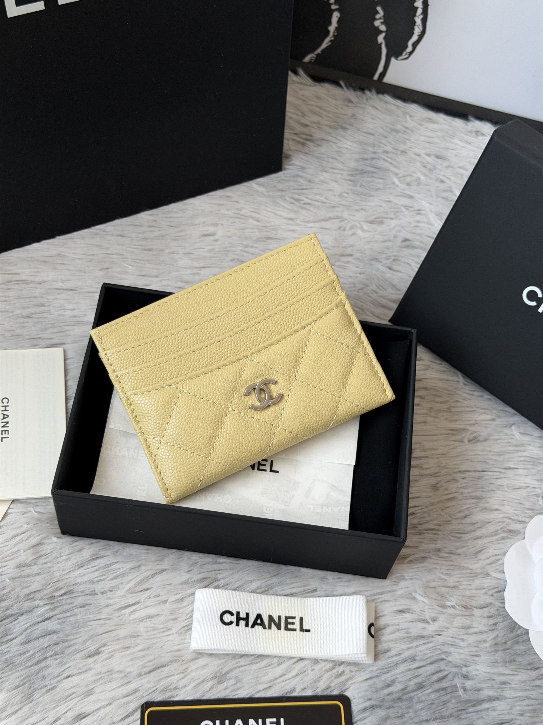 Ch**el card holder as4472 11x10cm