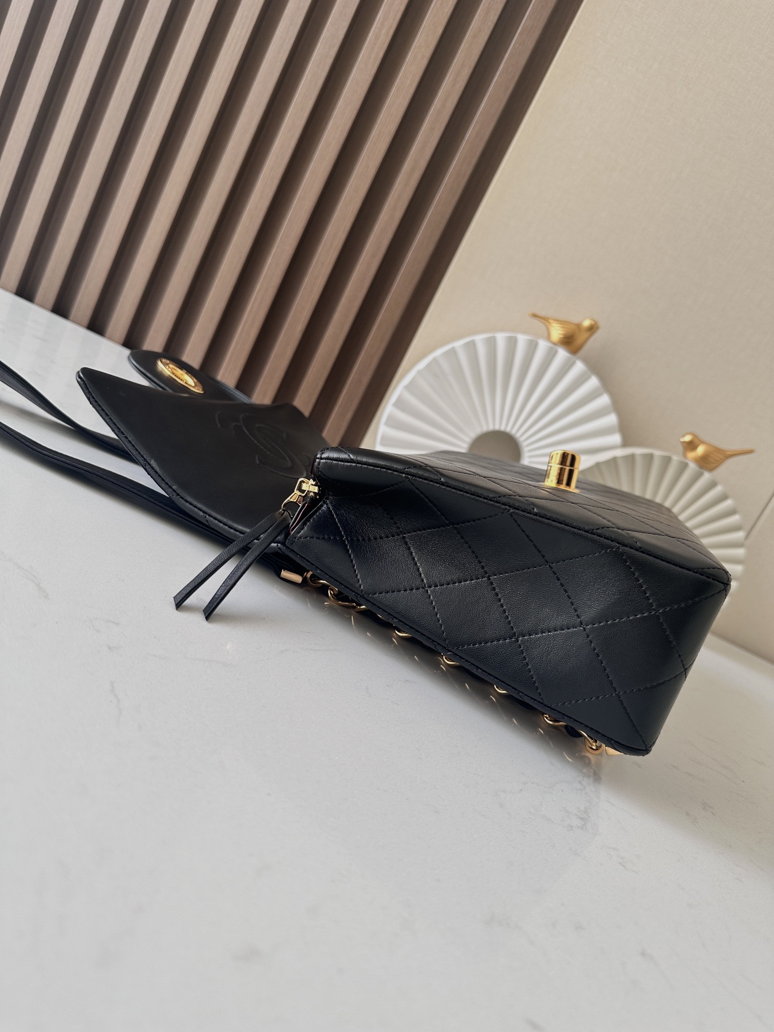 Chanel Flap Backpack AS2219 30x21x8cm