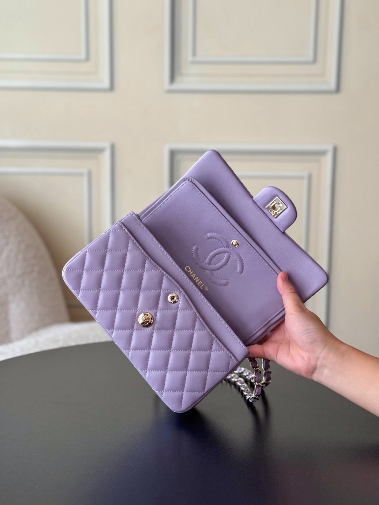 Ch**el Small Classic Bag 23x6.5x14cm