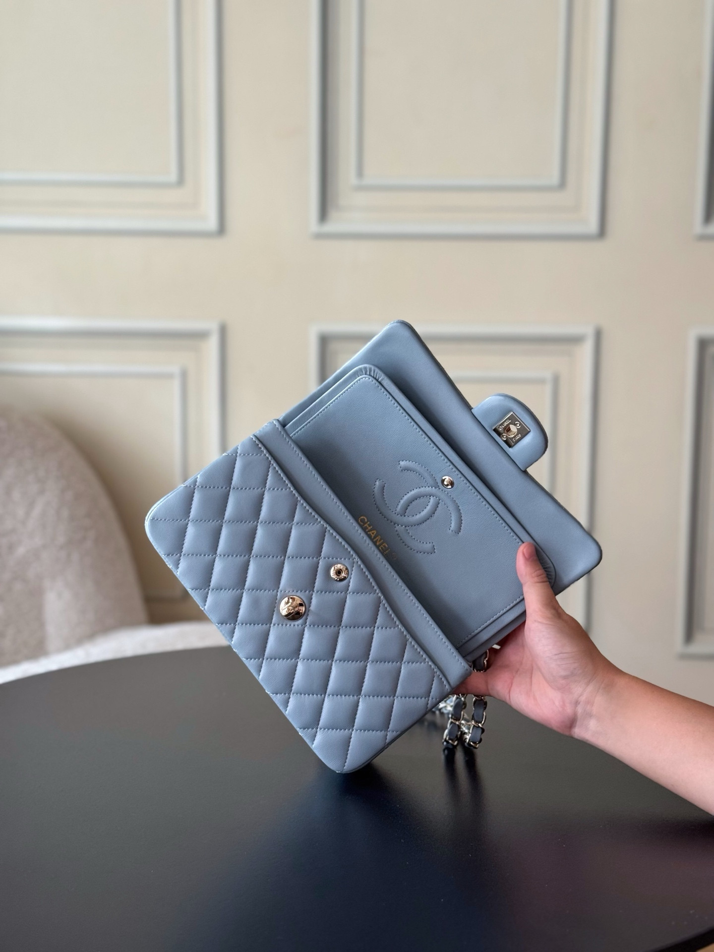 Ch**el Small Classic Bag 23x6.5x14cm