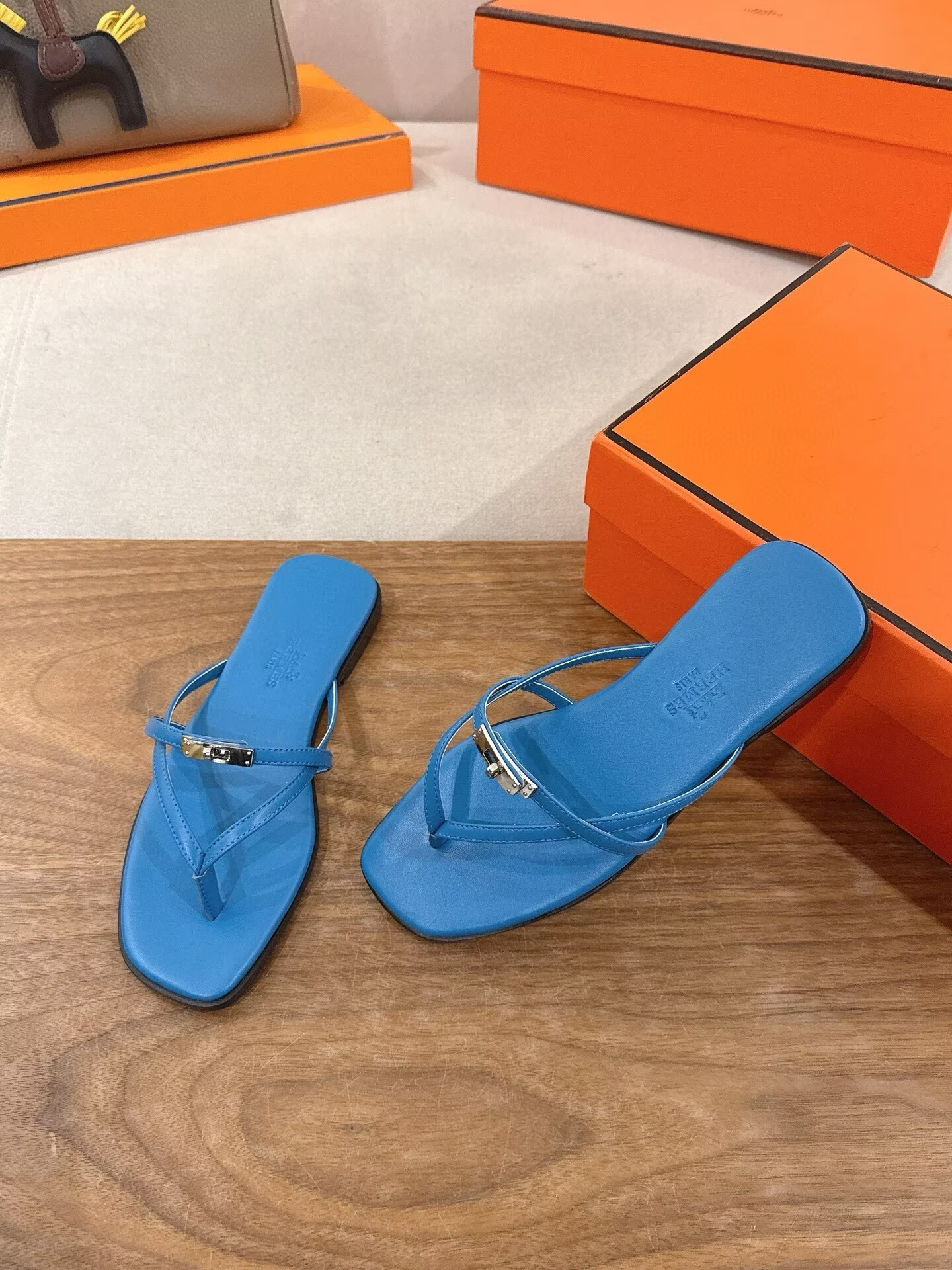 UA Hermès Miss Sandals