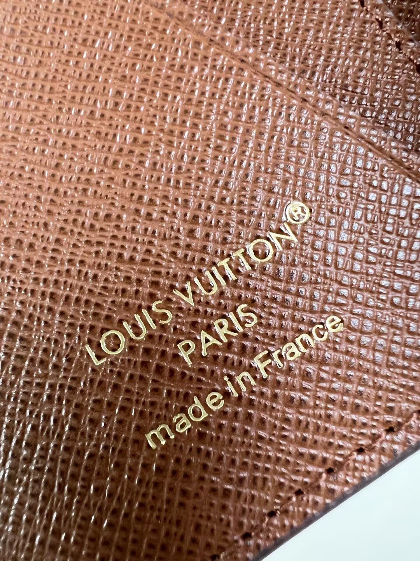 LV Pocket Organizer M27542 7.5 x 11.1 x 1 cm