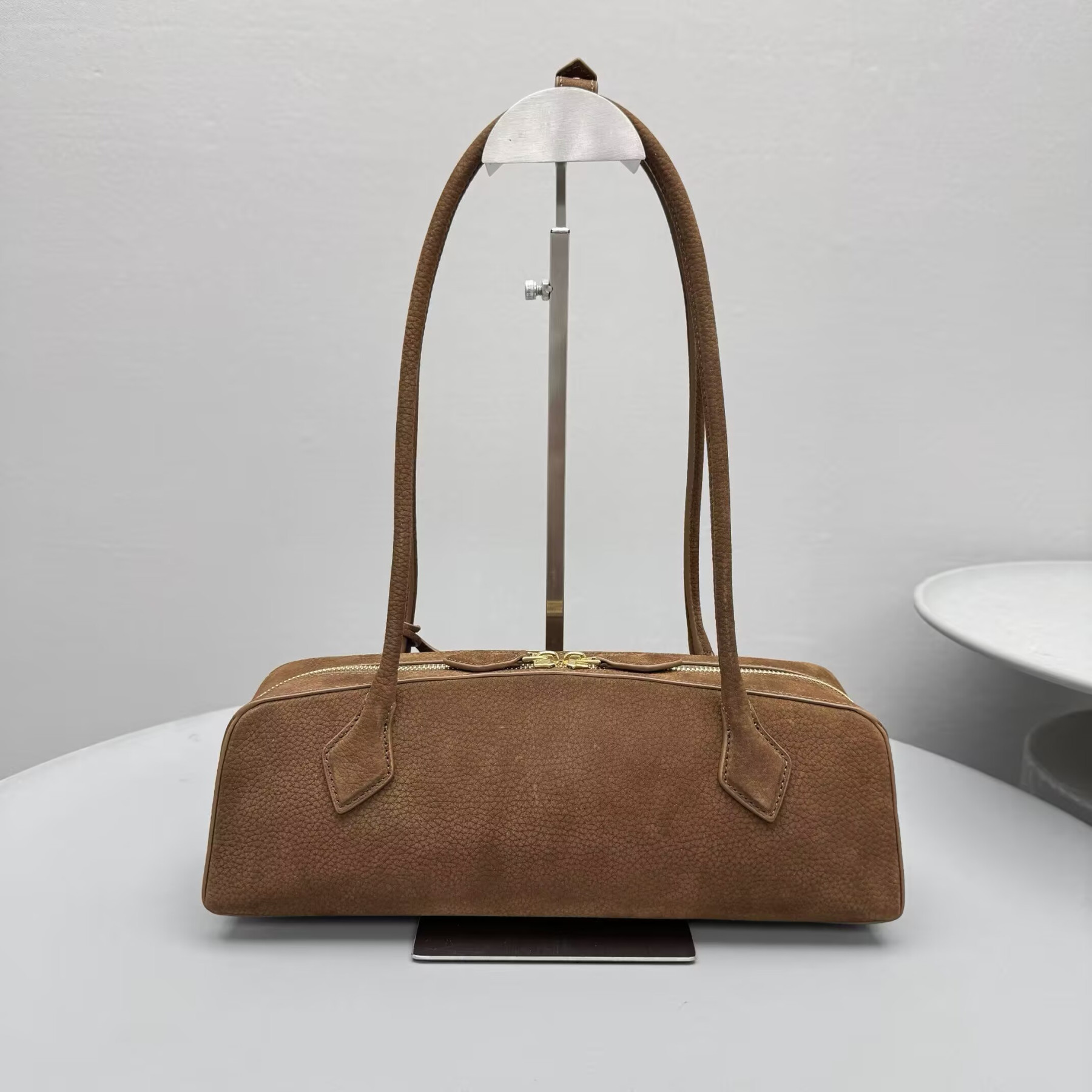 ALAÏA LE TECKEL MEDIUM BAG 33x11x10cm