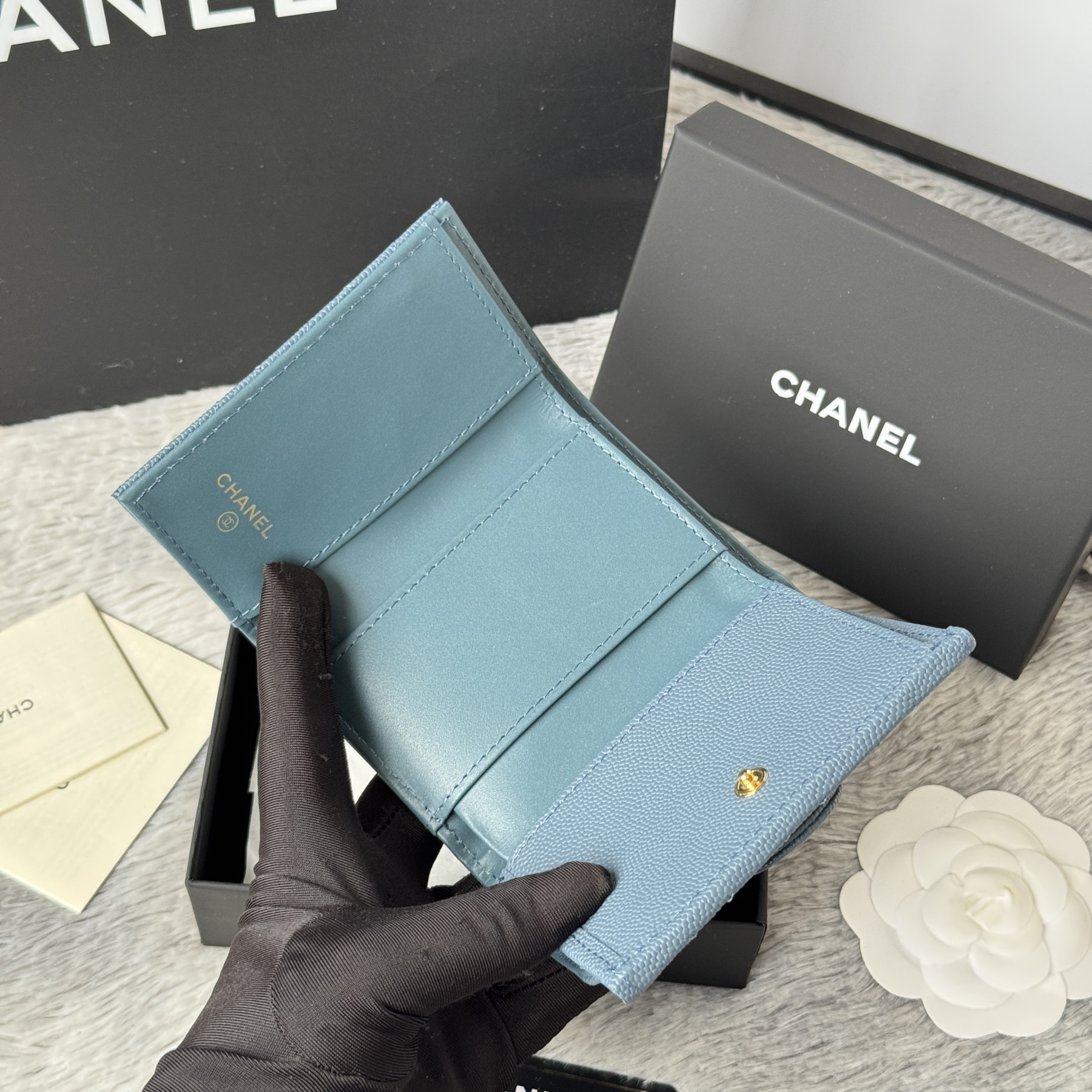Ch**el card holder 10.5x7.5x3cm