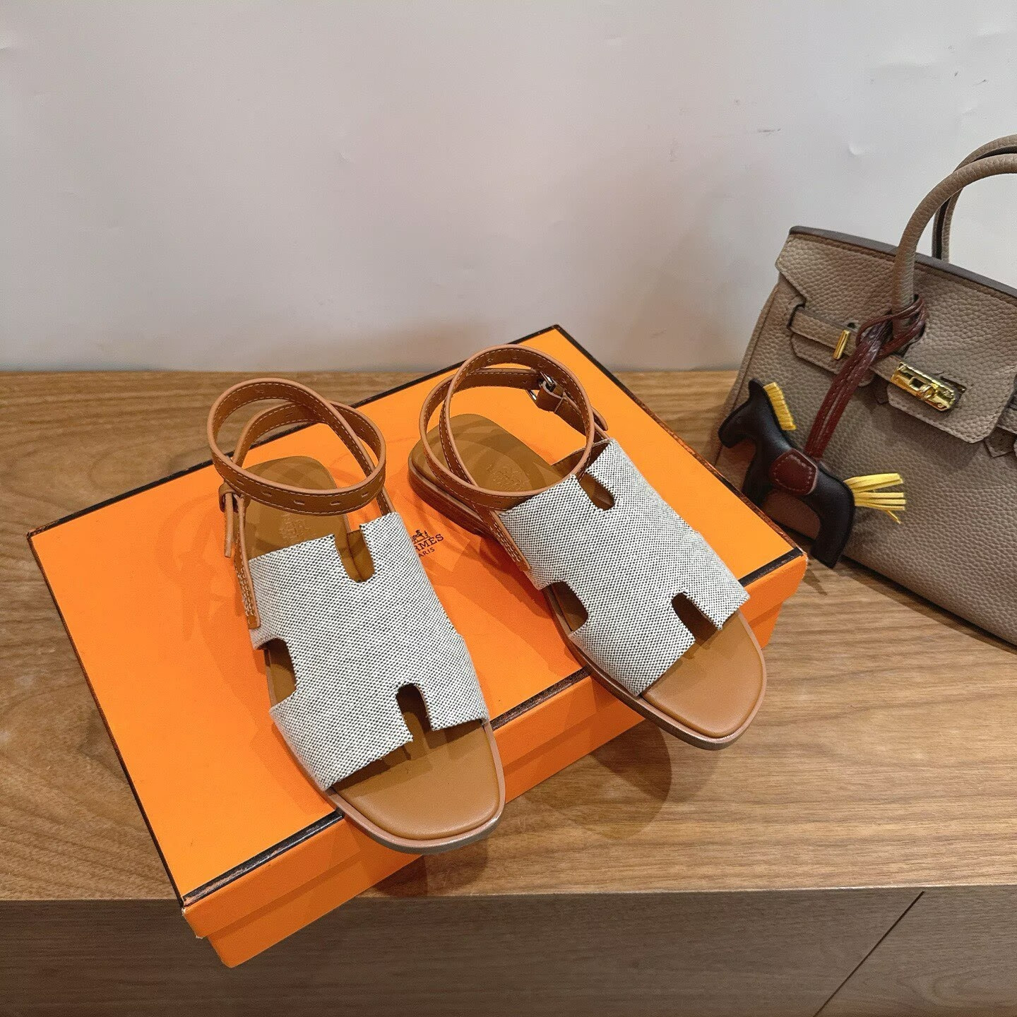 UA Hermès Maya Sandal
