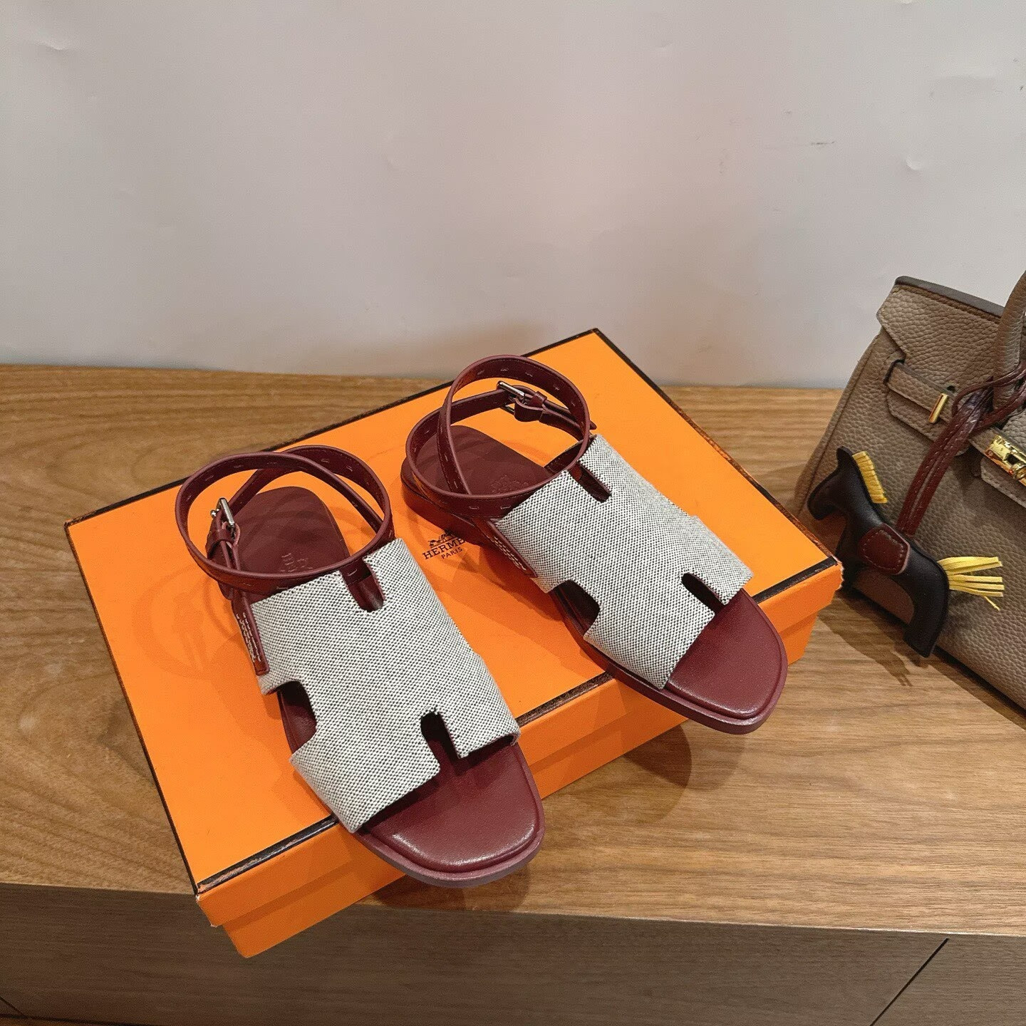 UA Hermès Maya Sandal