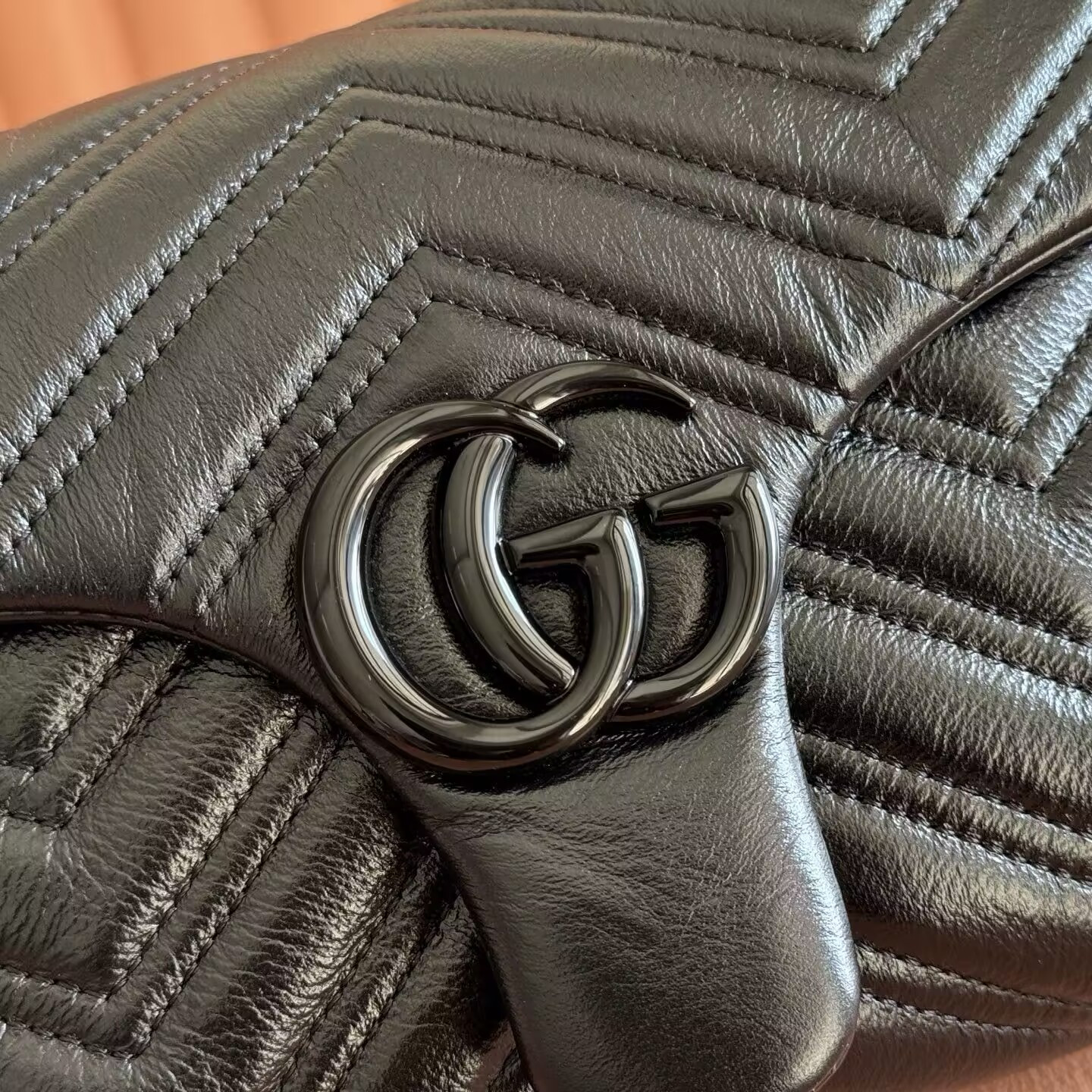 Gucci GG Marmont Small Shoulder Bag 23x17x9cm