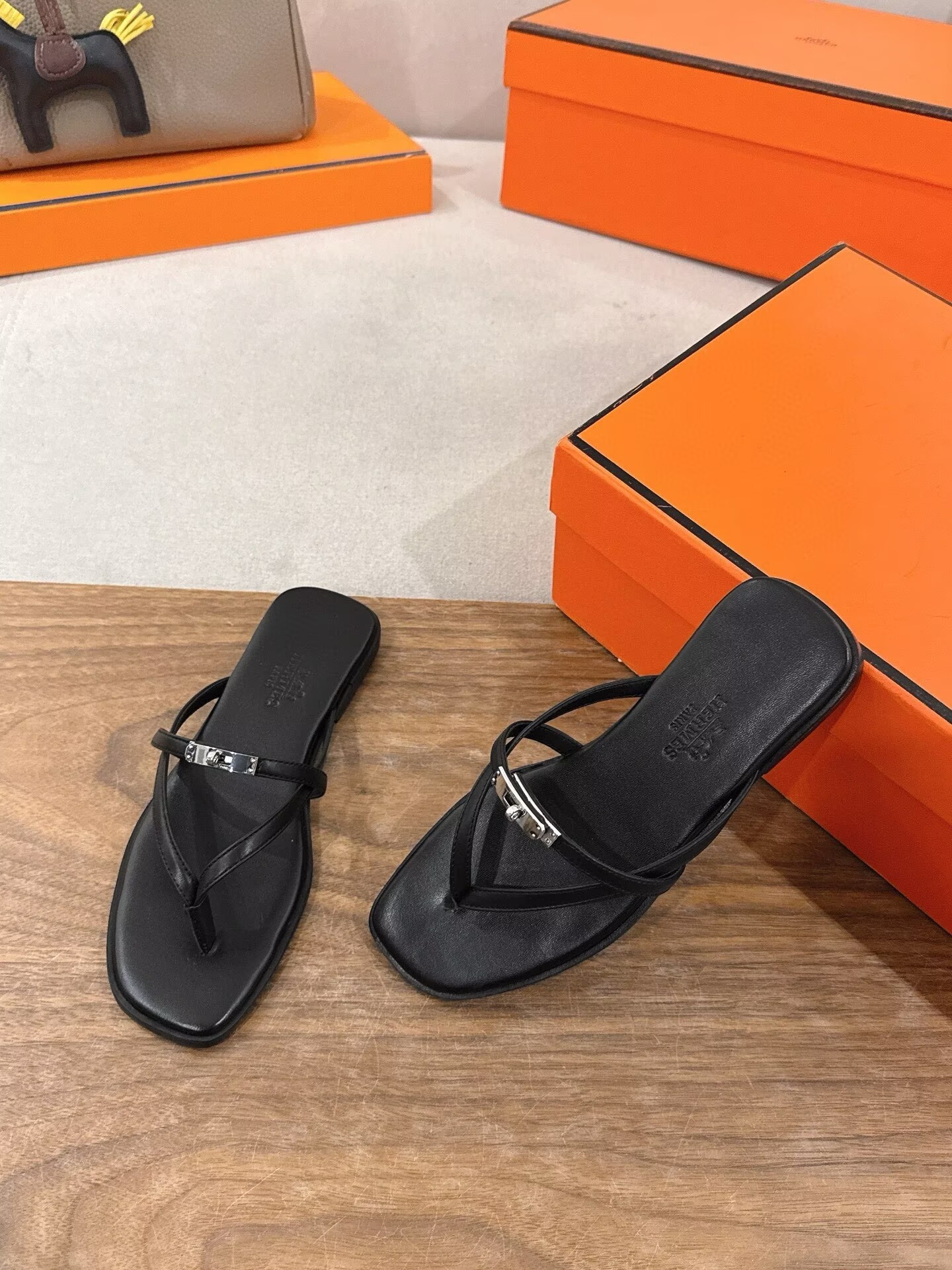 UA Hermès Miss Sandals