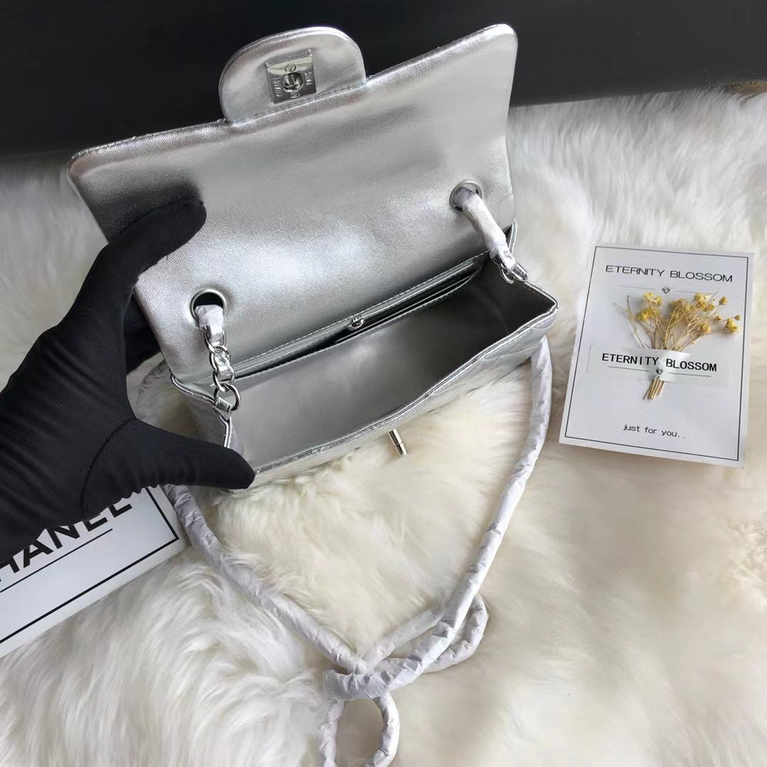 Ch**el flap bag 20x12x6cm
