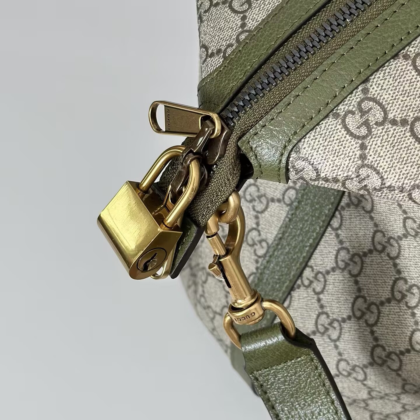 Gucci Savoy Medium Duffle Bag 48x28x18cm