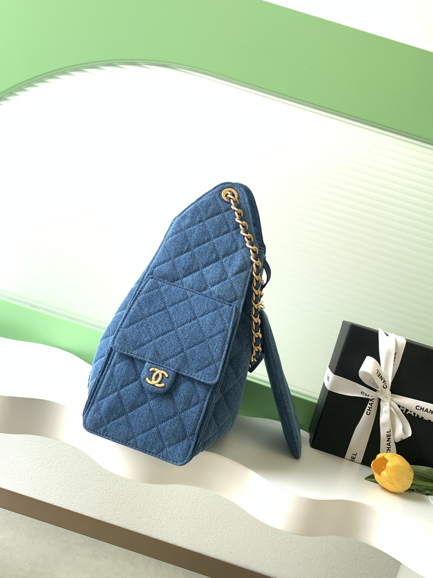 CHANEL 25C Bucket Hobo Bag AS5231 40x30x15cm