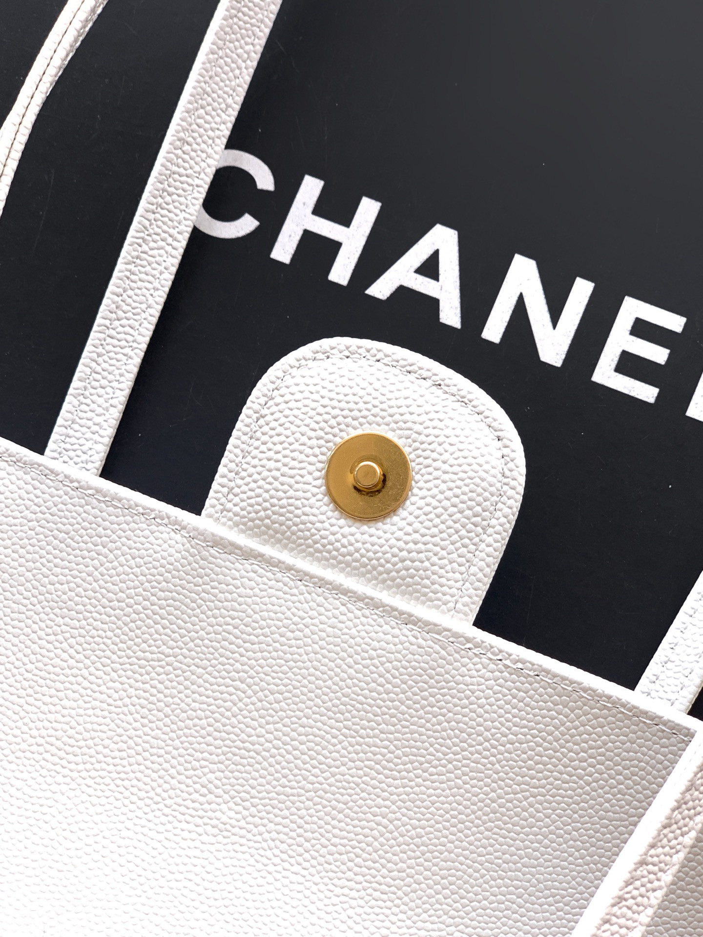 Ch**el flap bag 11.5x17x5cm