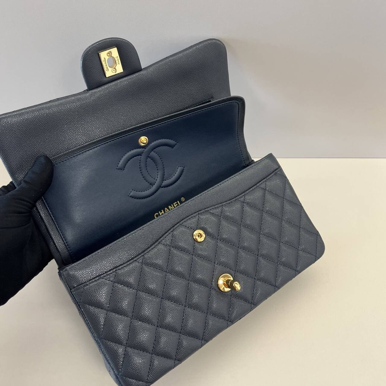 Ch**el classic flap bag 15x25.5x6cm