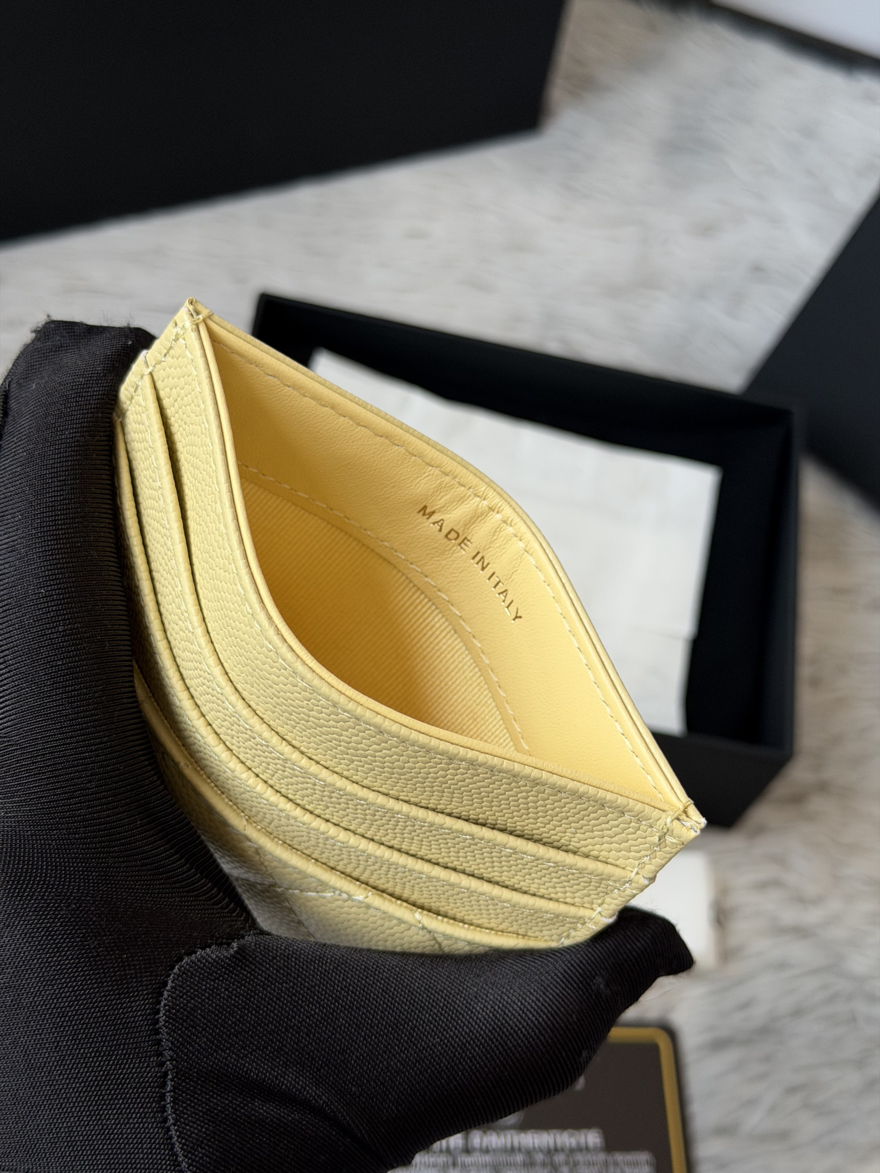 Ch**el card holder as4472 11x10cm