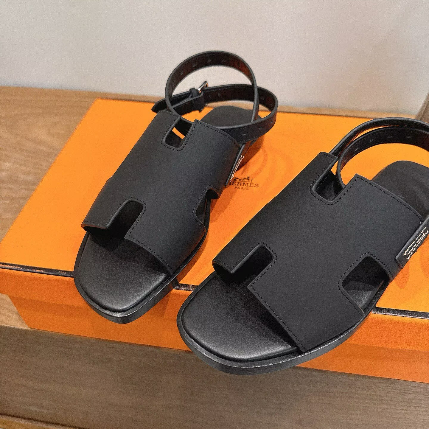 UA Hermès Maya Sandal