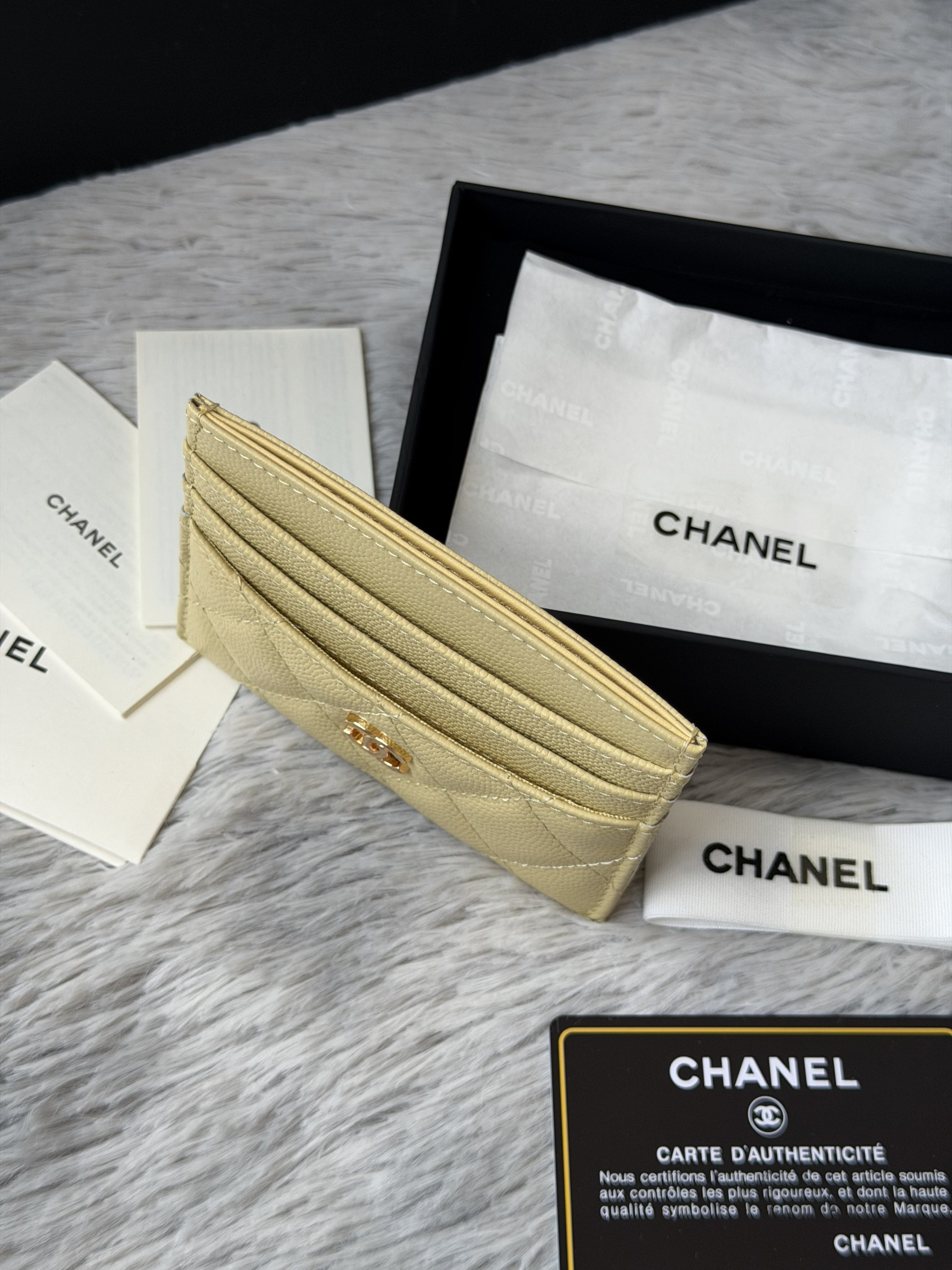 Ch**el card holder as4472 11x10cm