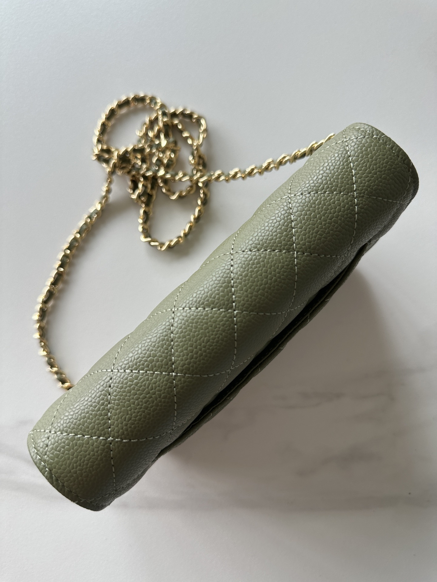 Ch**el woc classic wallet on chain 13x19cm