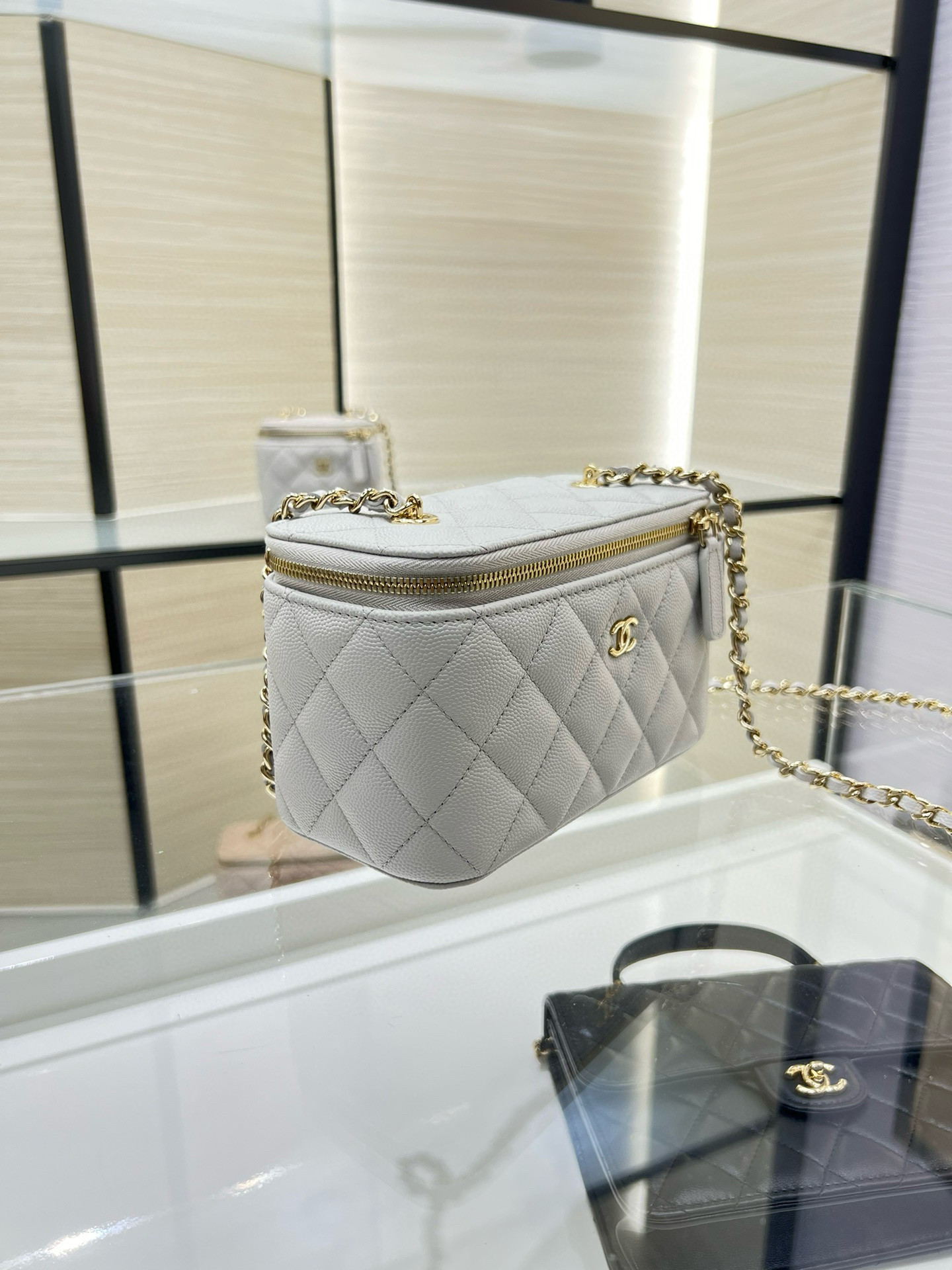 Ch**el Clutch With Chain 10x16x8cm