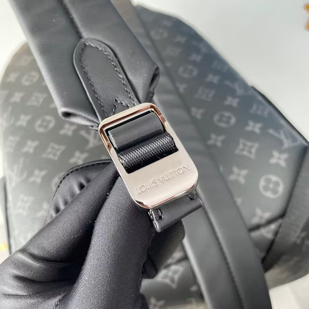 LV Discovery Backpack PM M46553 29x38x20cm