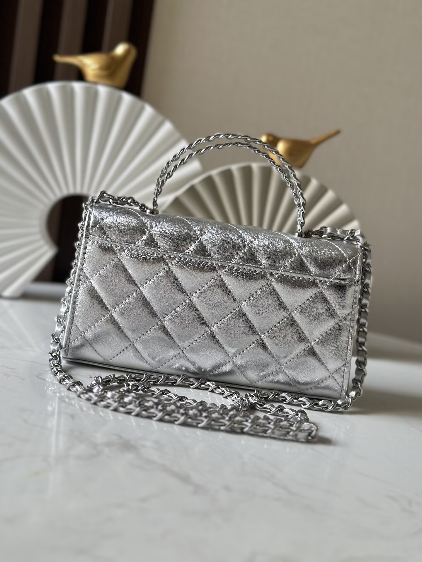 Ch**el Kelly 23P 19x10x4.5cm