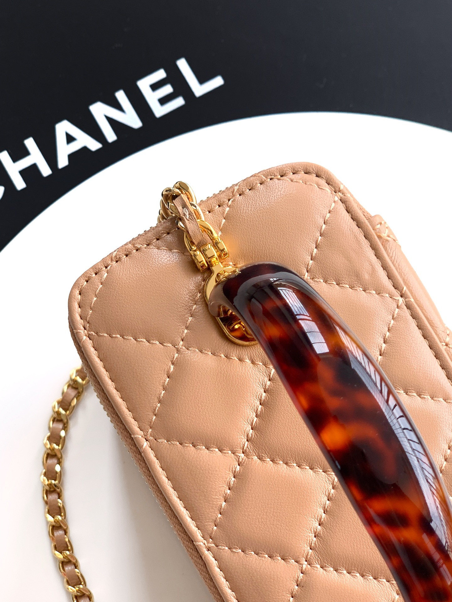 Ch**el classic vanity with chain handbag 17x9.5x8cm