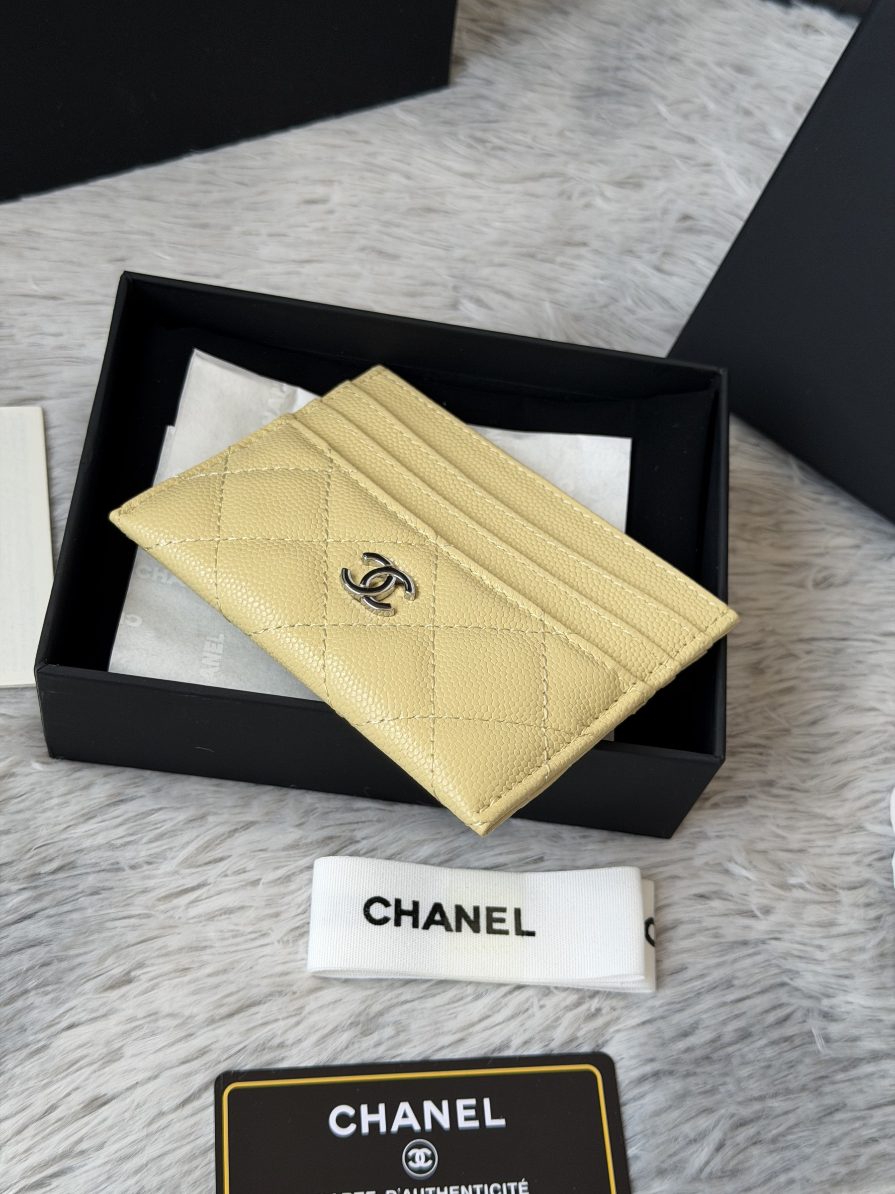 Ch**el card holder as4472 11x10cm