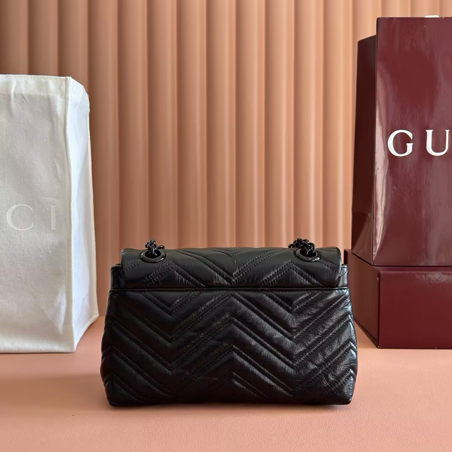 Gucci GG Marmont Small Shoulder Bag 23x17x9cm