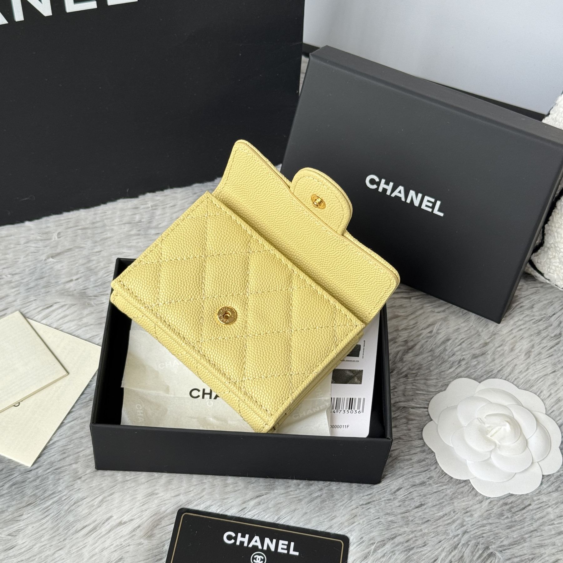 Ch**el card holder 10.5x7.5x3cm